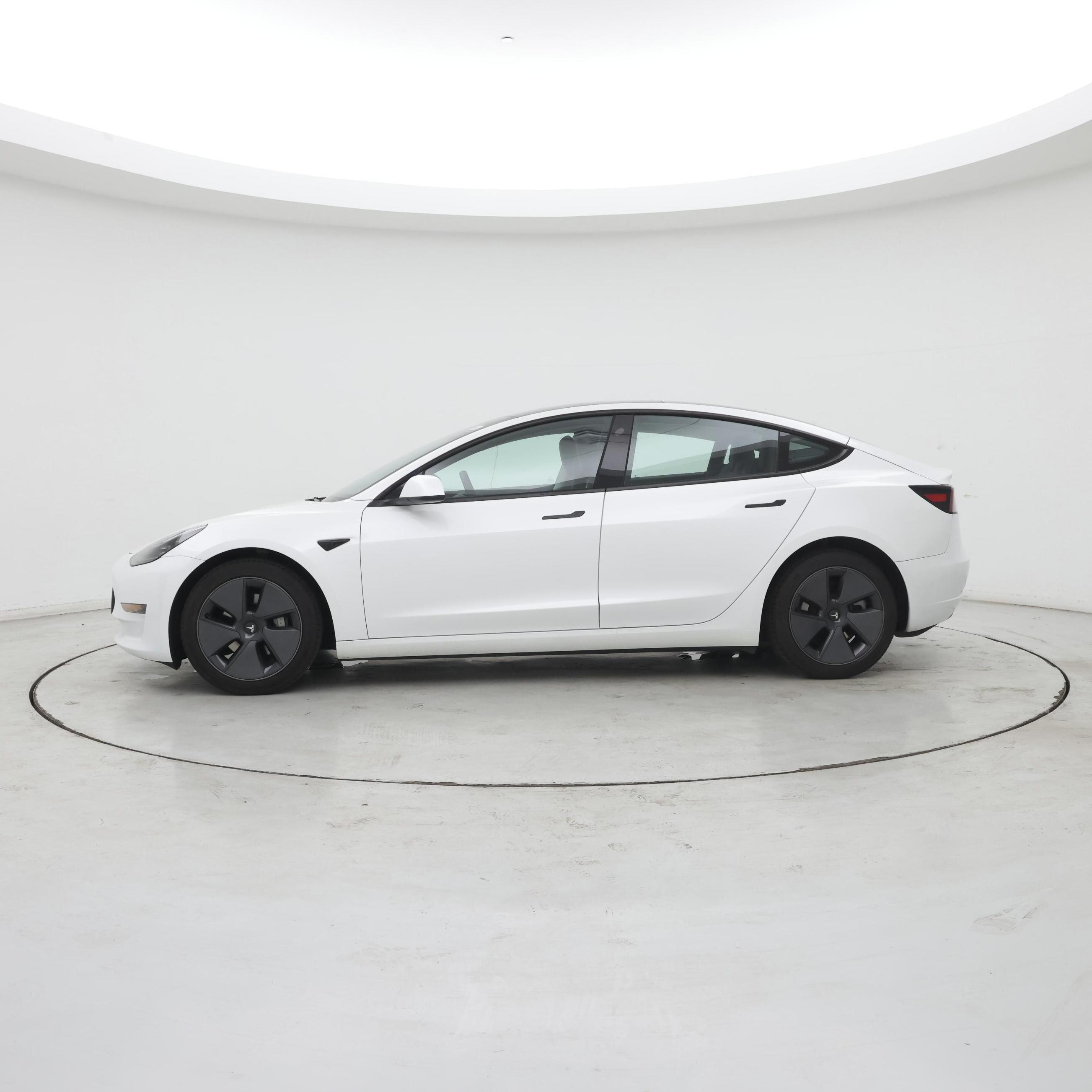 Thumbnail: 2023 Tesla Model 3 - 3