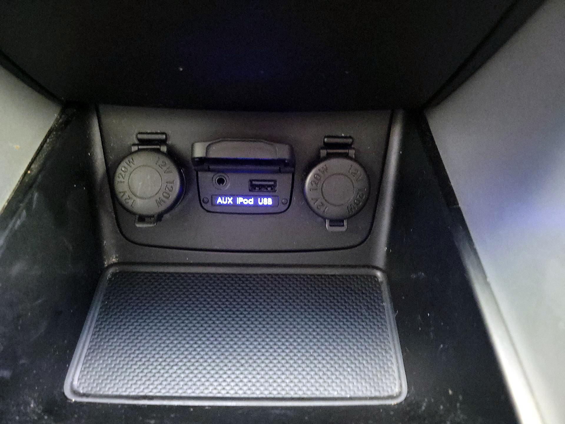 Thumbnail: 2013 Hyundai Sonata - 17
