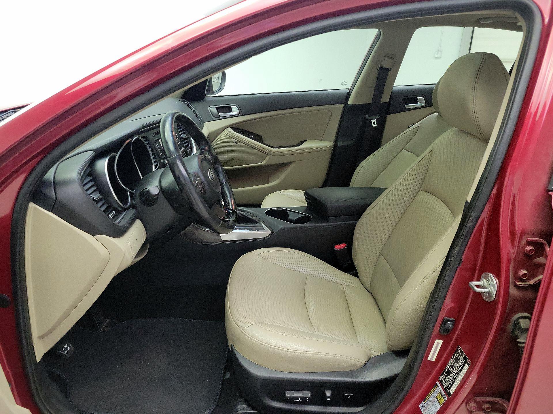 Thumbnail: 2014 Kia Optima - 11