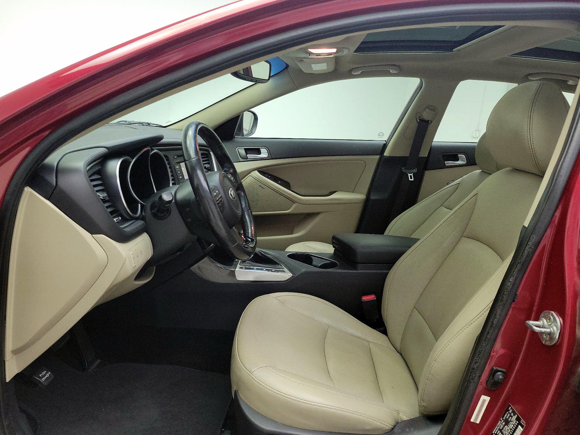Thumbnail: 2014 Kia Optima - 19