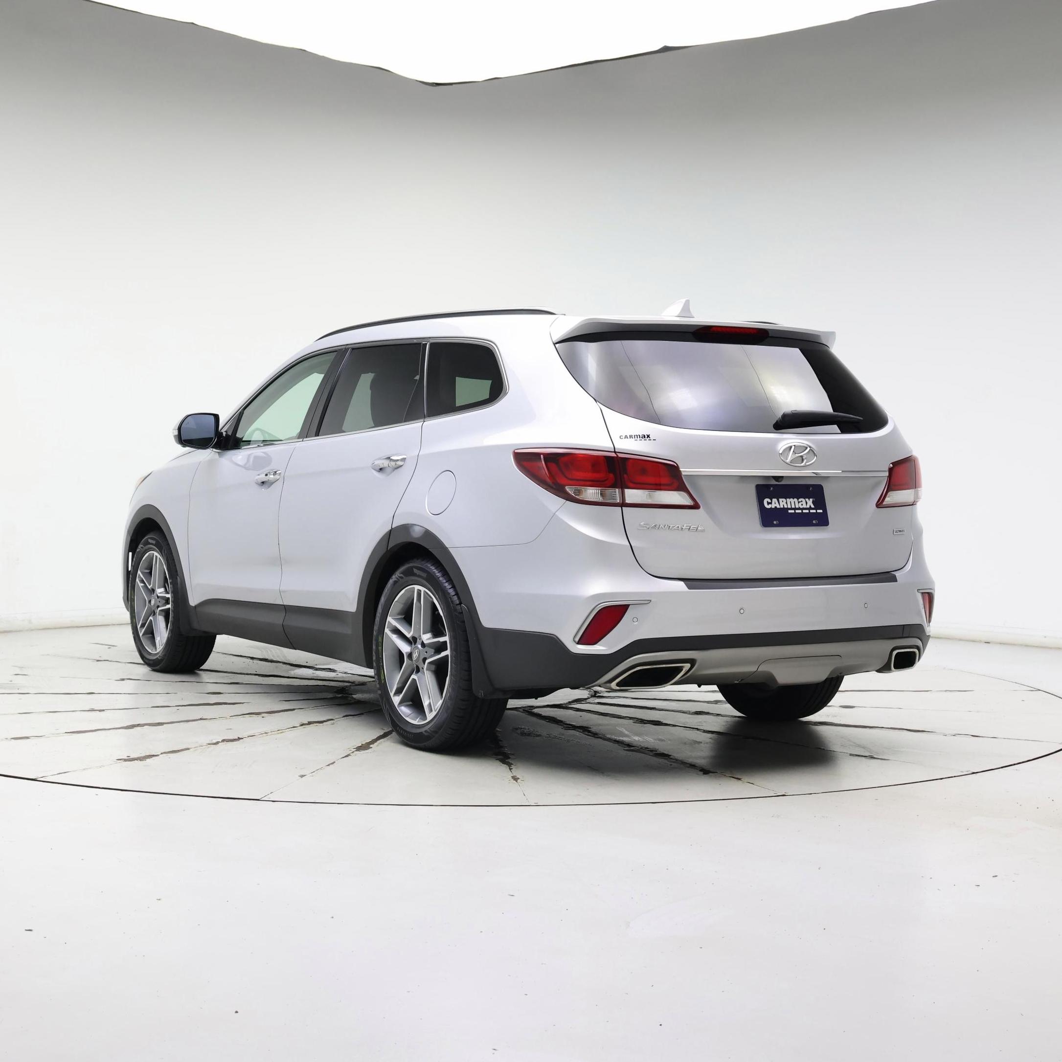 Thumbnail: 2017 Hyundai Santa Fe - 2