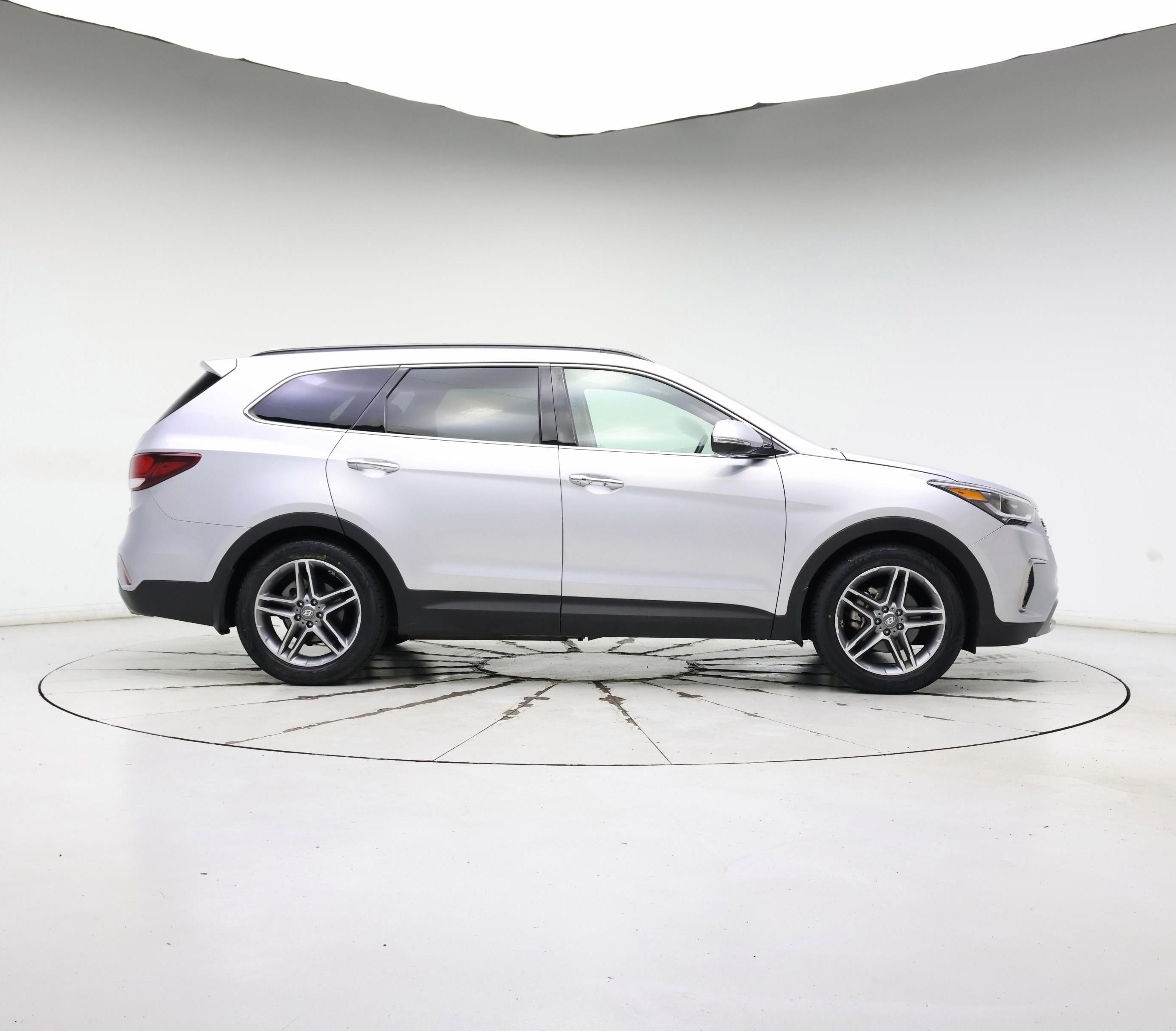 Thumbnail: 2017 Hyundai Santa Fe - 7