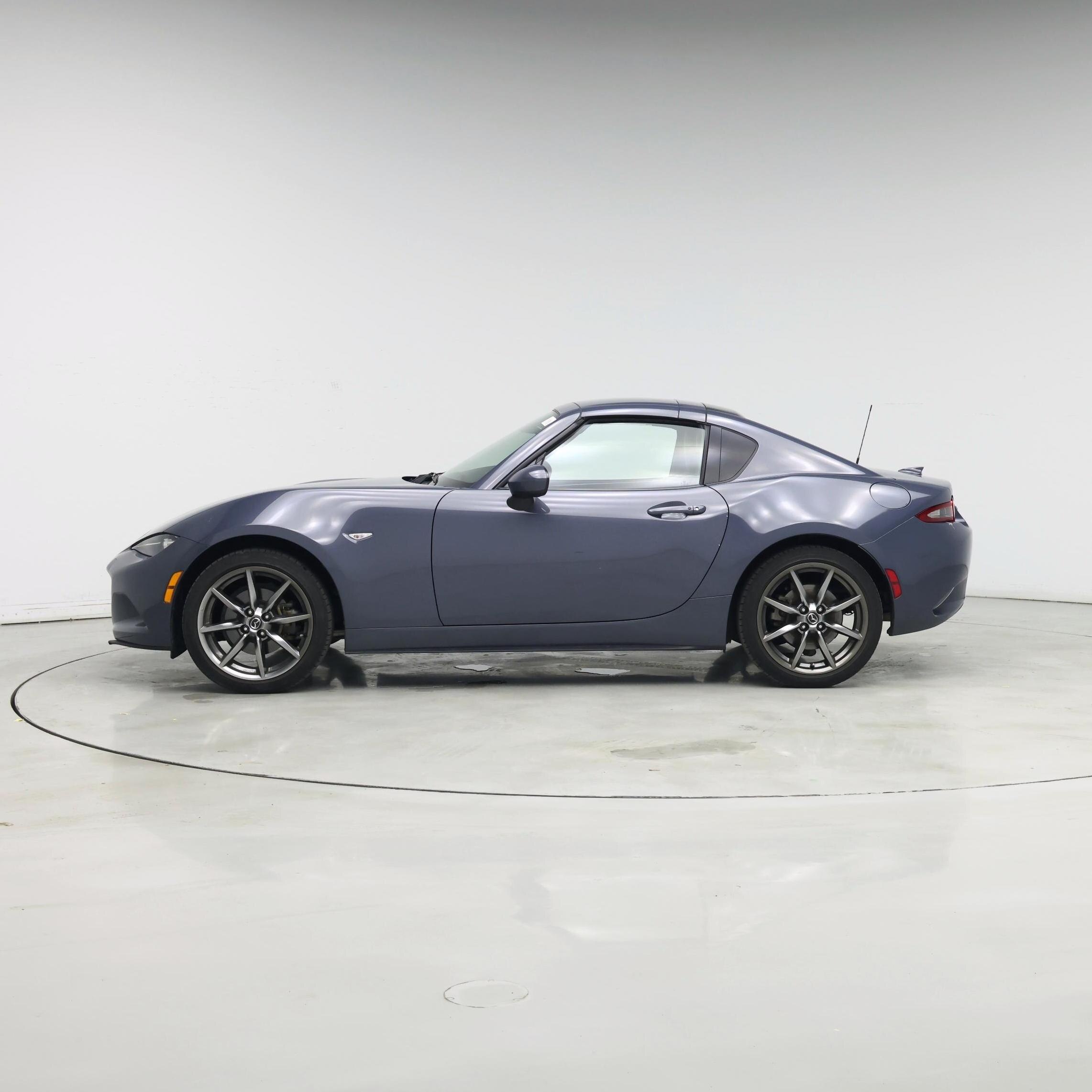 Thumbnail: 2020 Mazda MX-5 Miata - 3