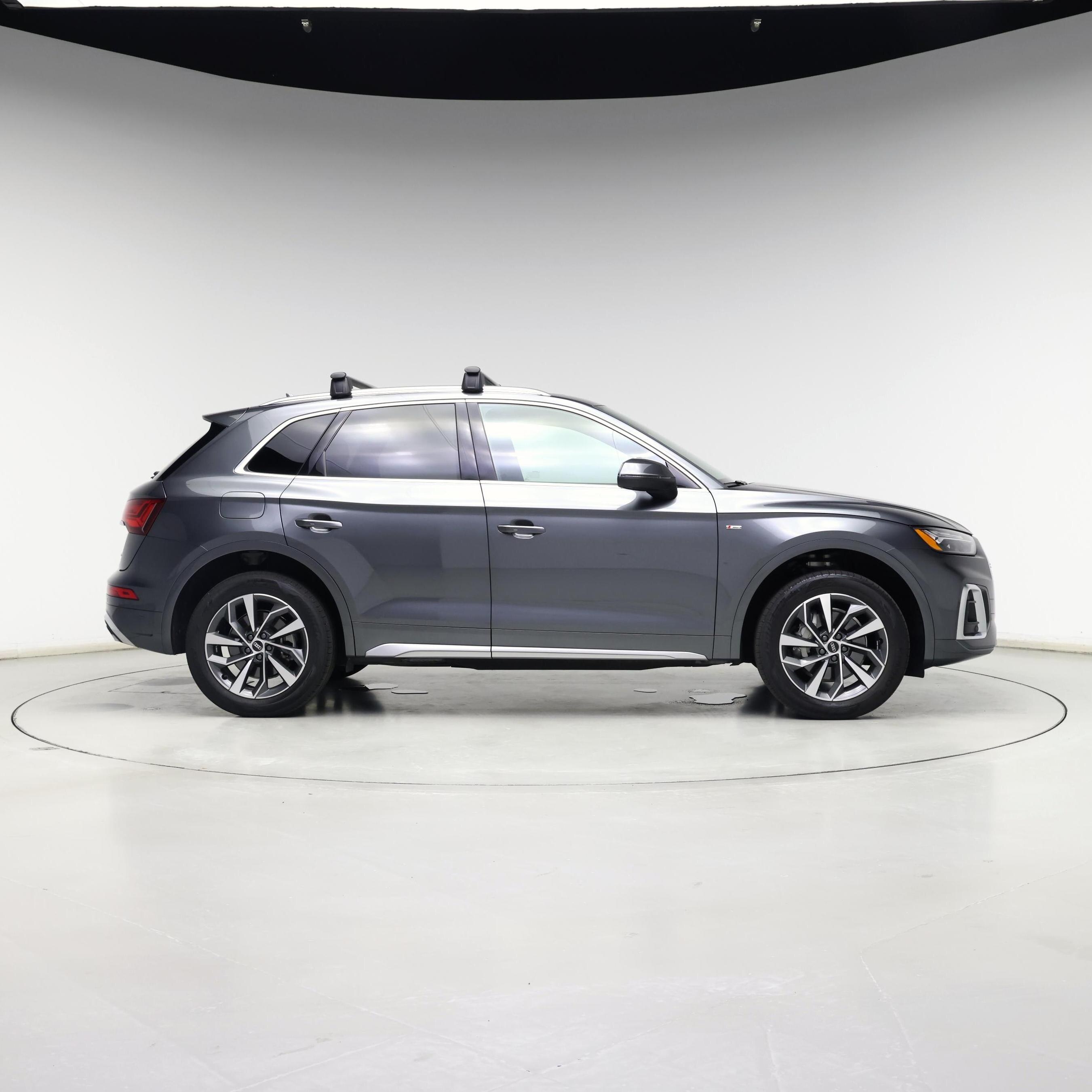 Thumbnail: 2022 Audi Q5 - 7