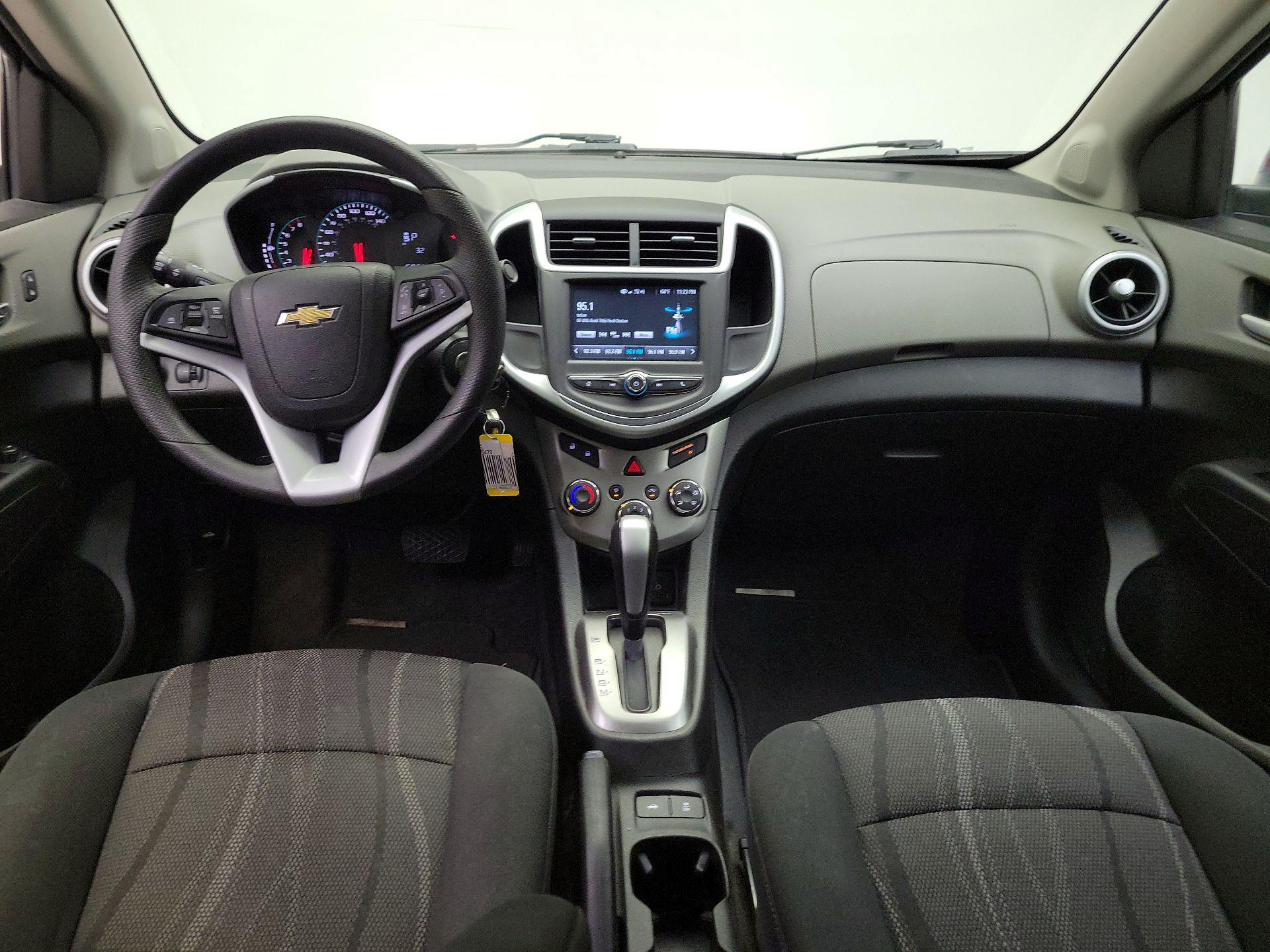 Thumbnail: 2017 Chevrolet Sonic - 9