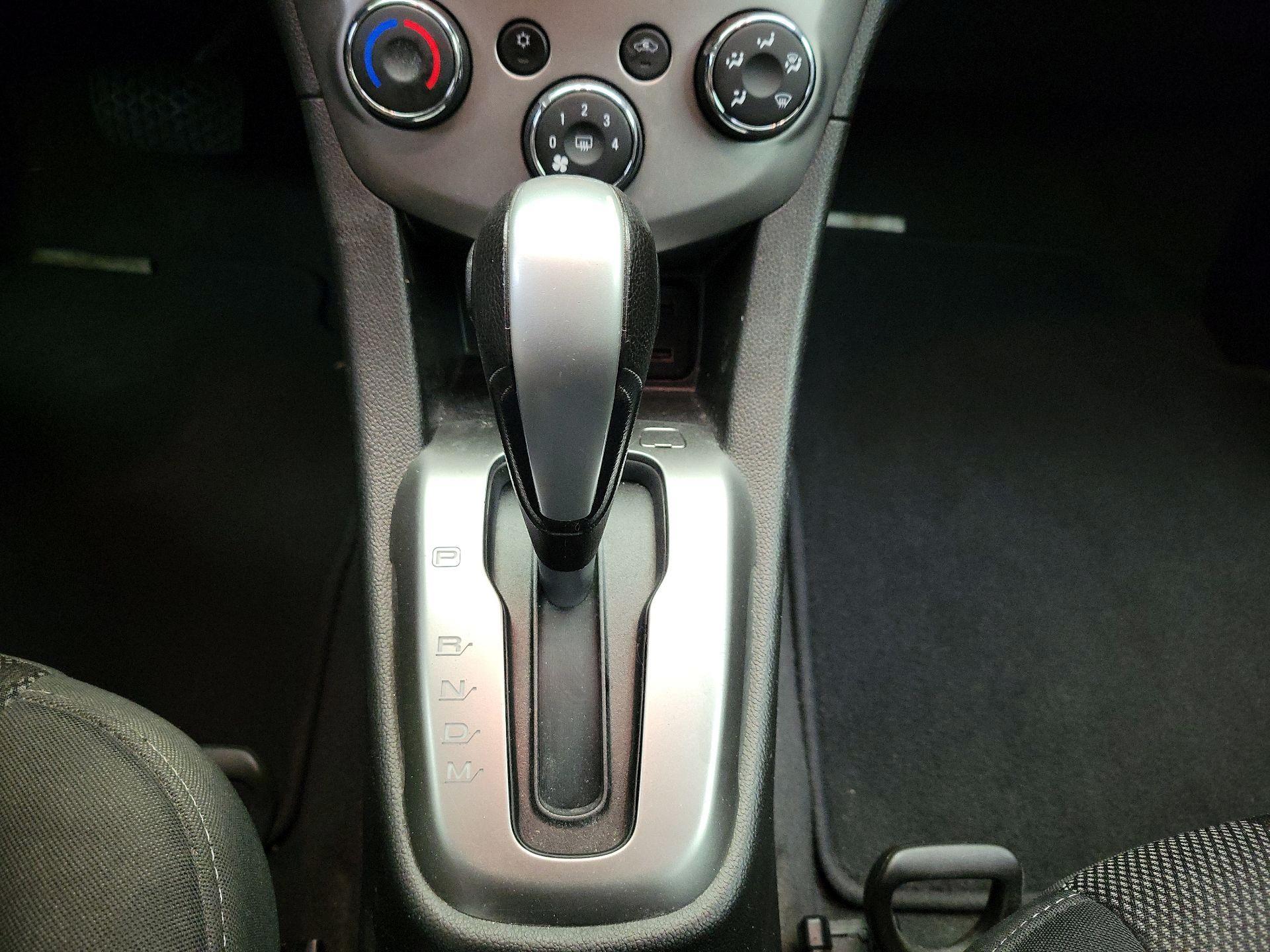 Thumbnail: 2017 Chevrolet Sonic - 17