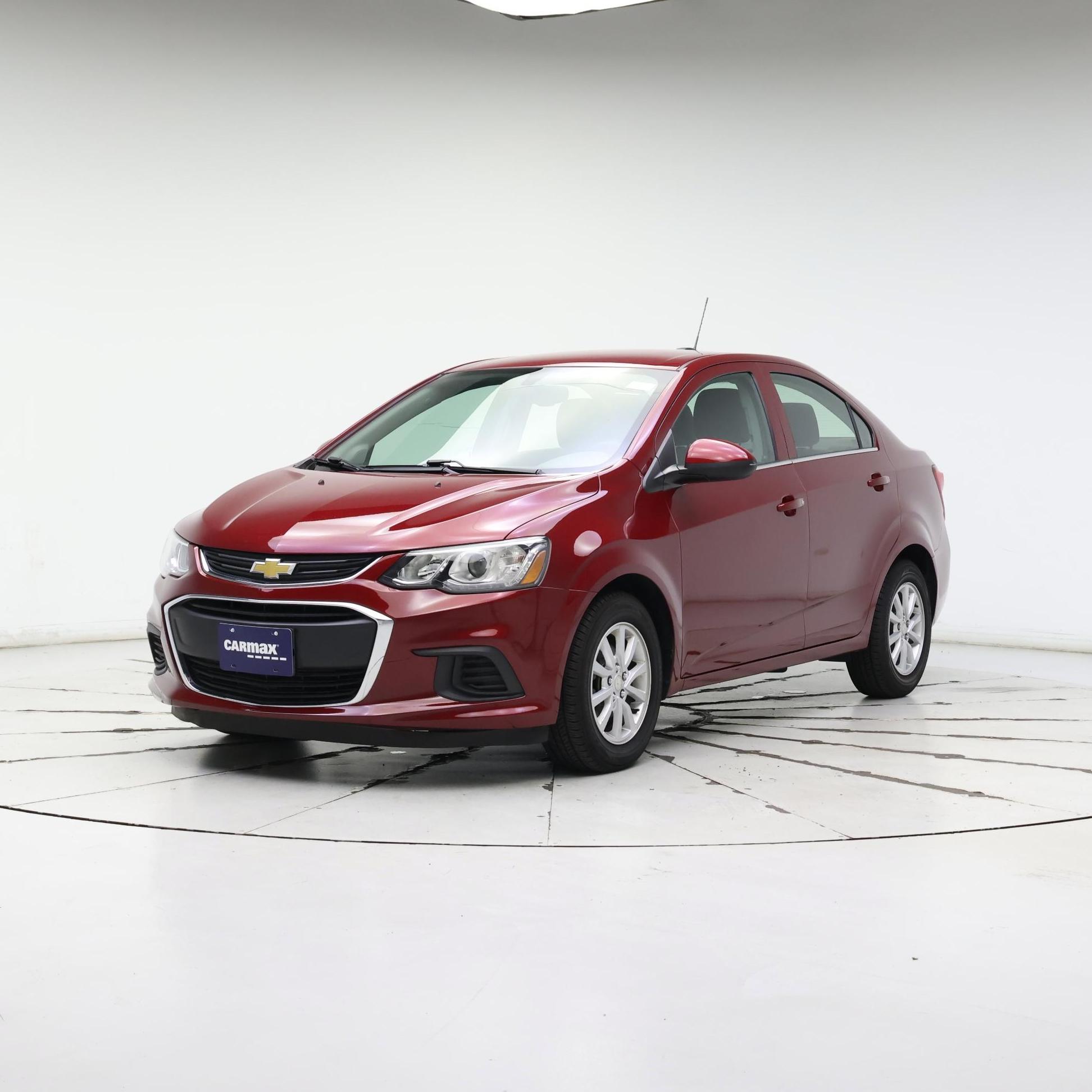 Thumbnail: 2017 Chevrolet Sonic - 4