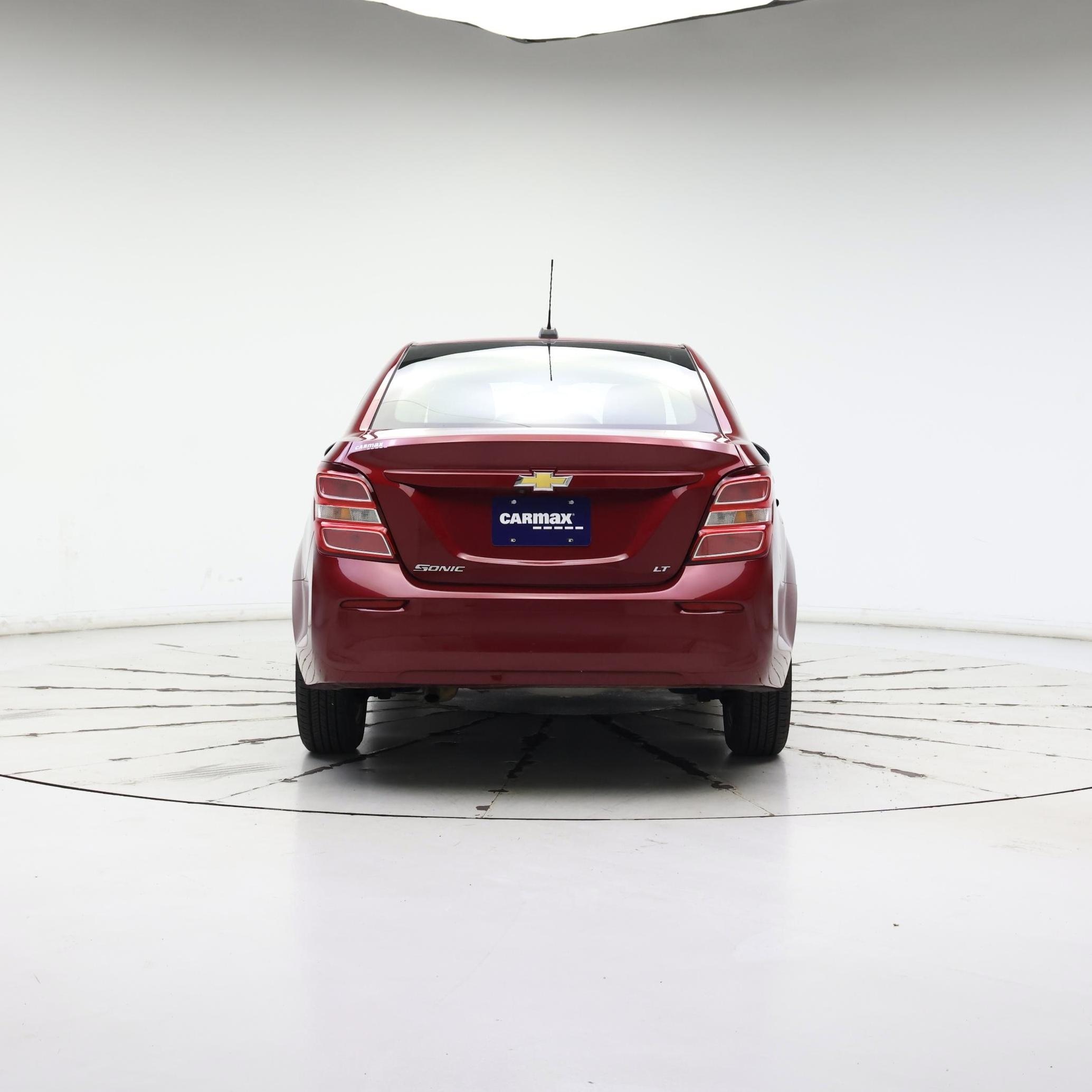Thumbnail: 2017 Chevrolet Sonic - 6
