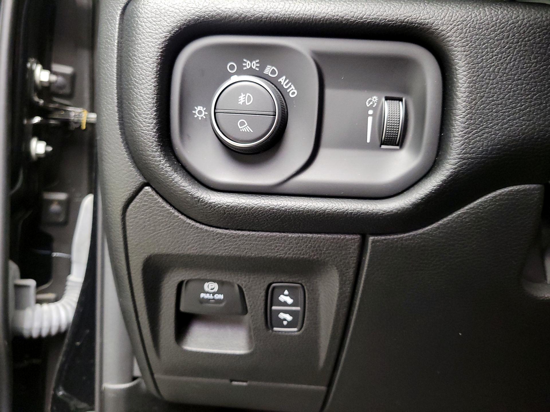 Thumbnail: 2022 RAM 1500 - 13