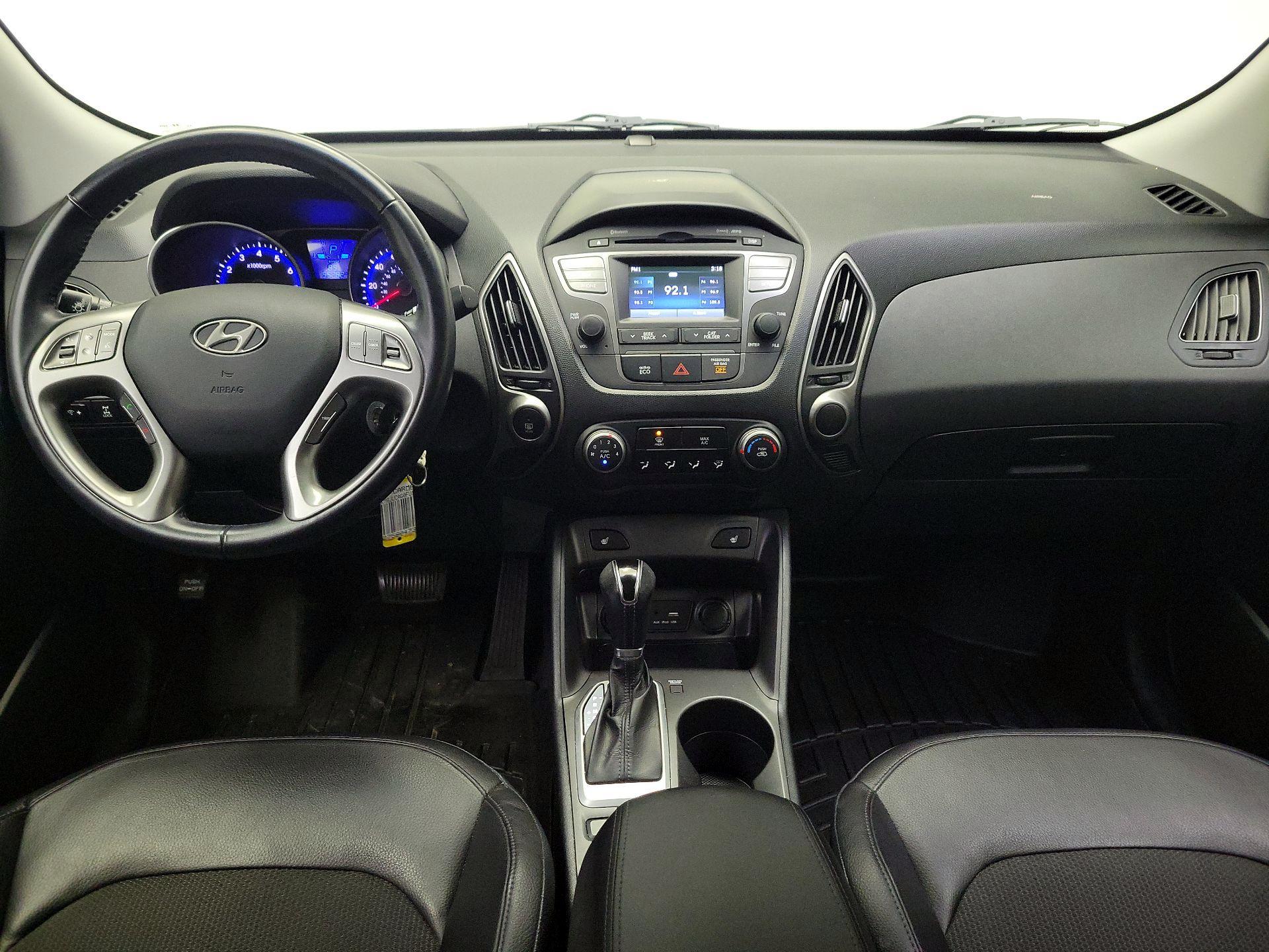 Thumbnail: 2015 Hyundai Tucson - 9