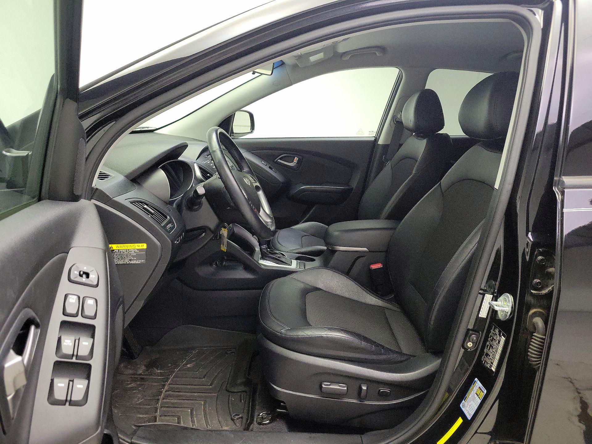 Thumbnail: 2015 Hyundai Tucson - 11