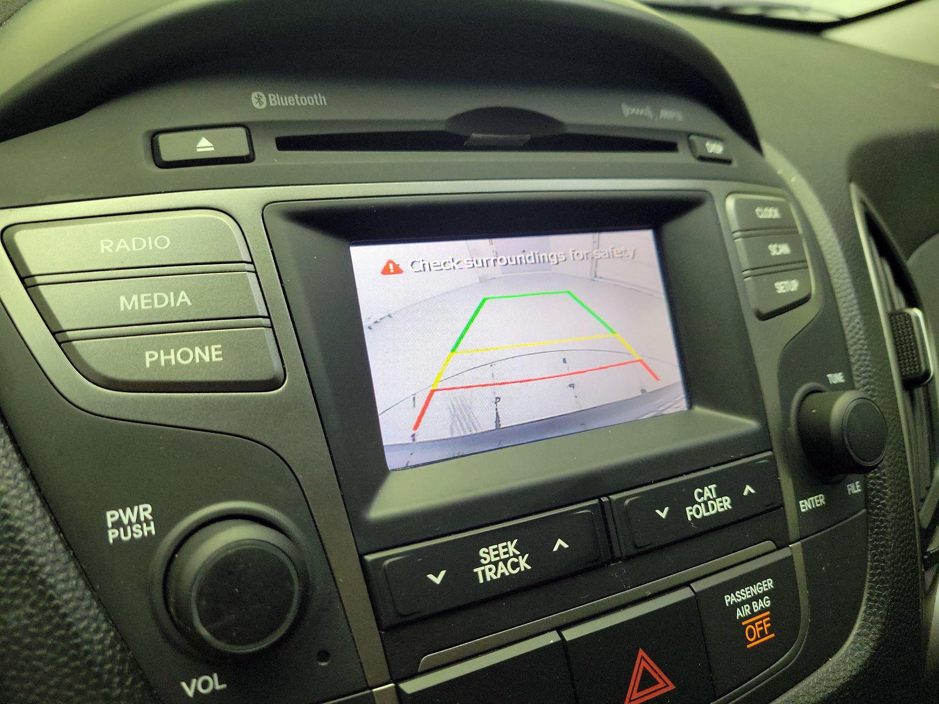 Thumbnail: 2015 Hyundai Tucson - 14