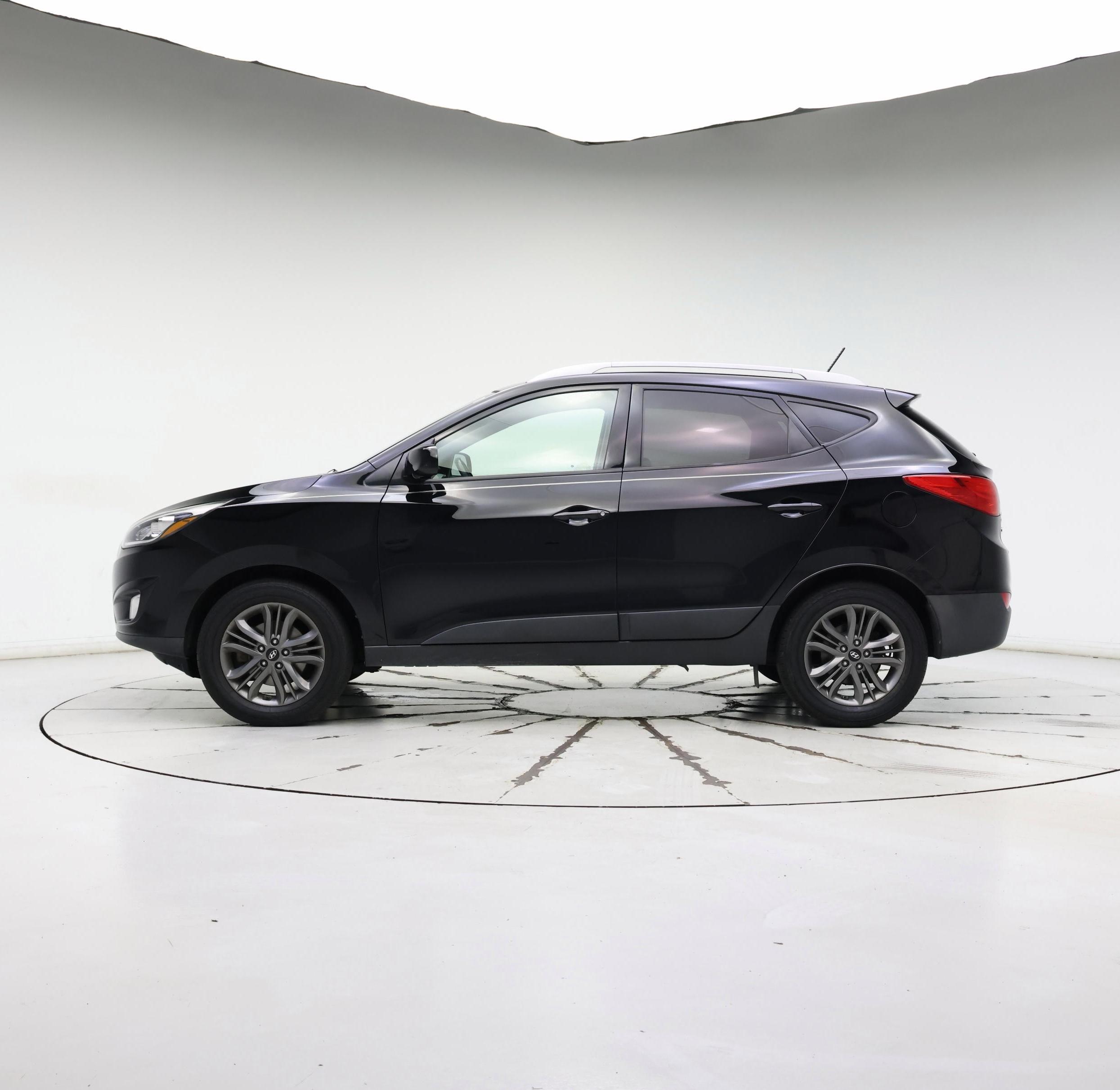 Thumbnail: 2015 Hyundai Tucson - 3