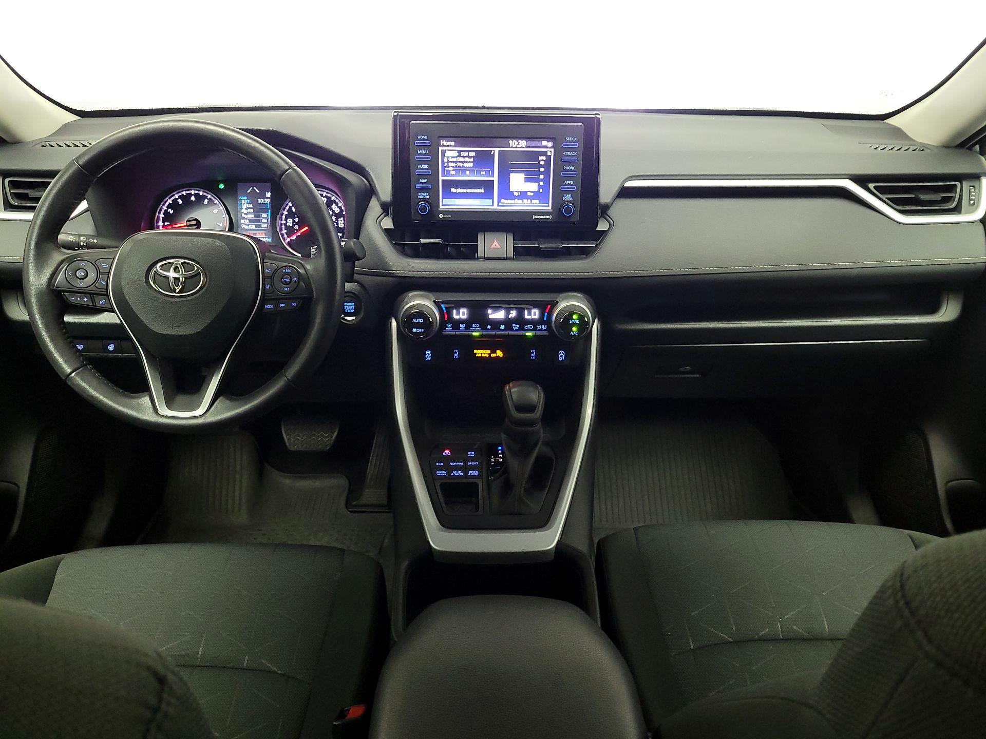 Thumbnail: 2022 Toyota RAV4 - 9