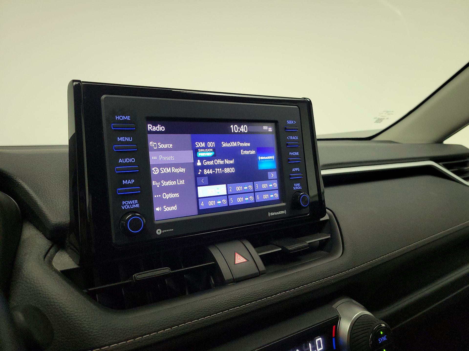 Thumbnail: 2022 Toyota RAV4 - 15
