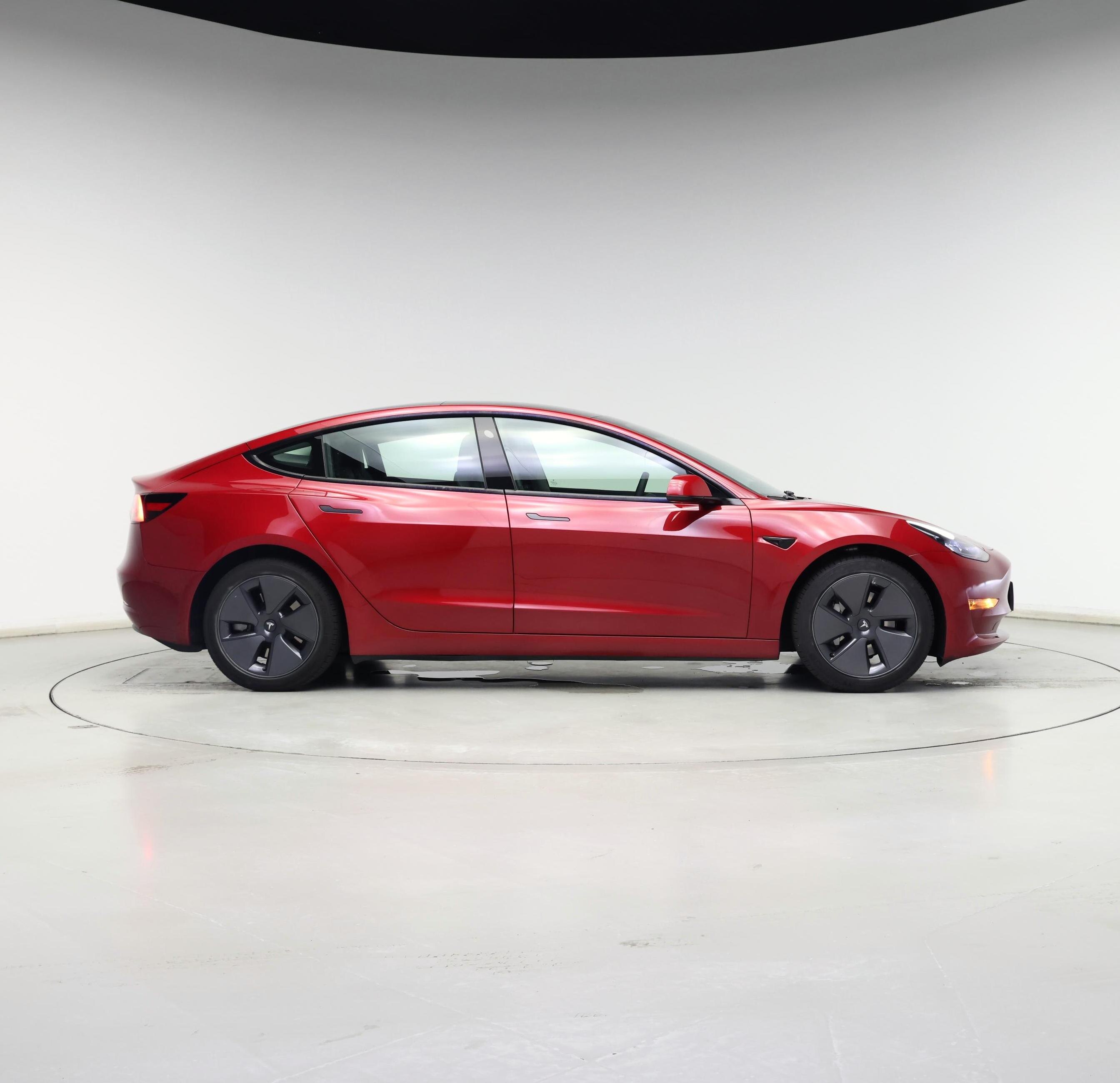 Thumbnail: 2022 Tesla Model 3 - 7