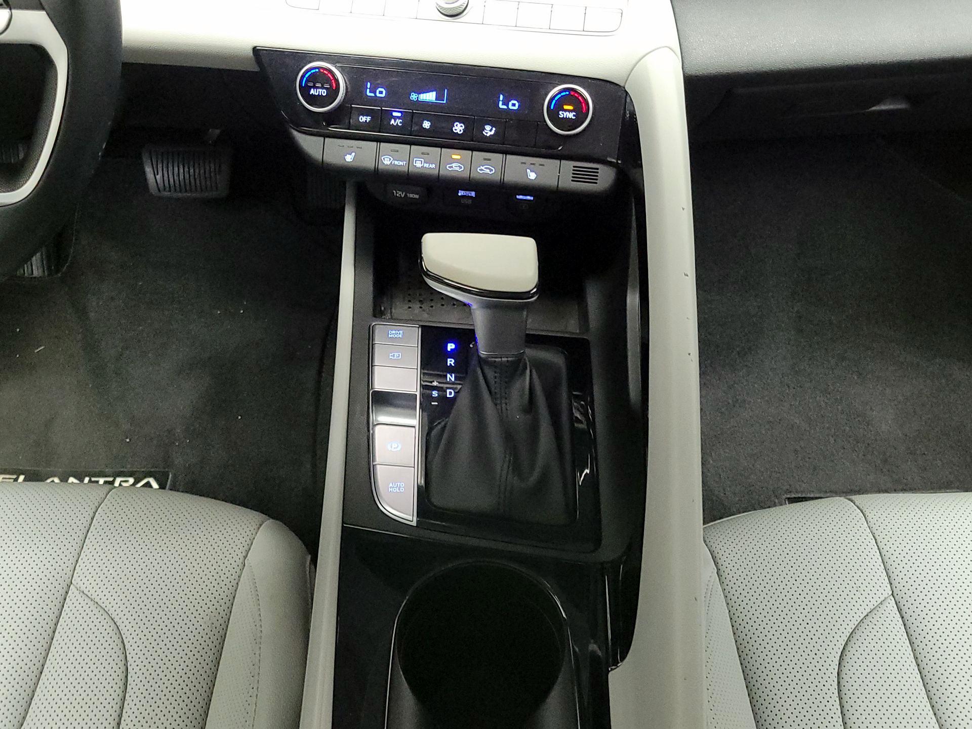 Thumbnail: 2021 Hyundai Elantra - 18