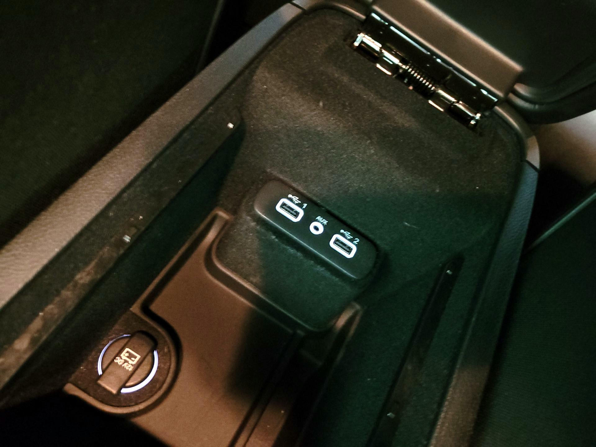 Thumbnail: 2021 Dodge Charger - 18
