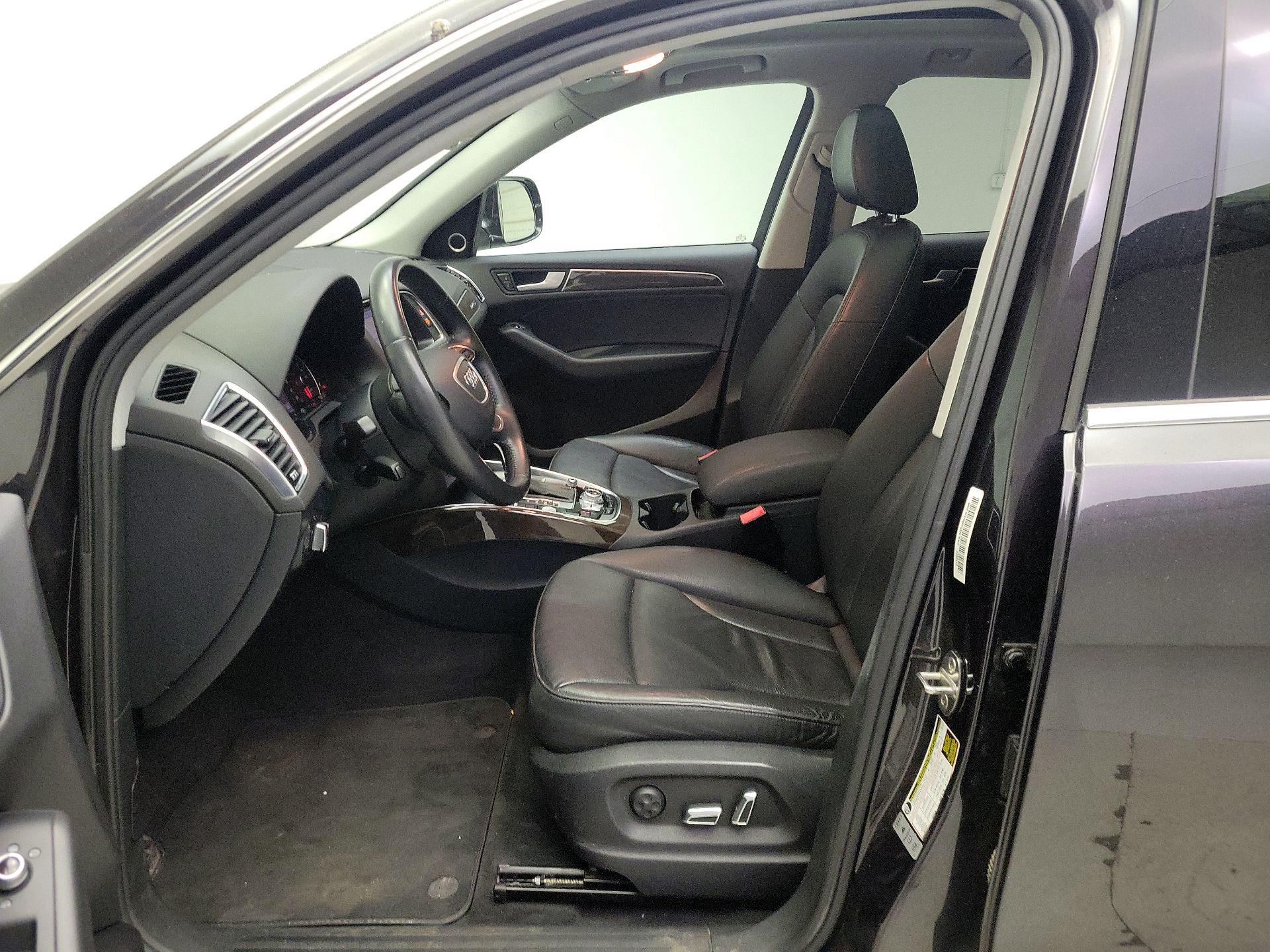 Thumbnail: 2014 Audi Q5 - 11