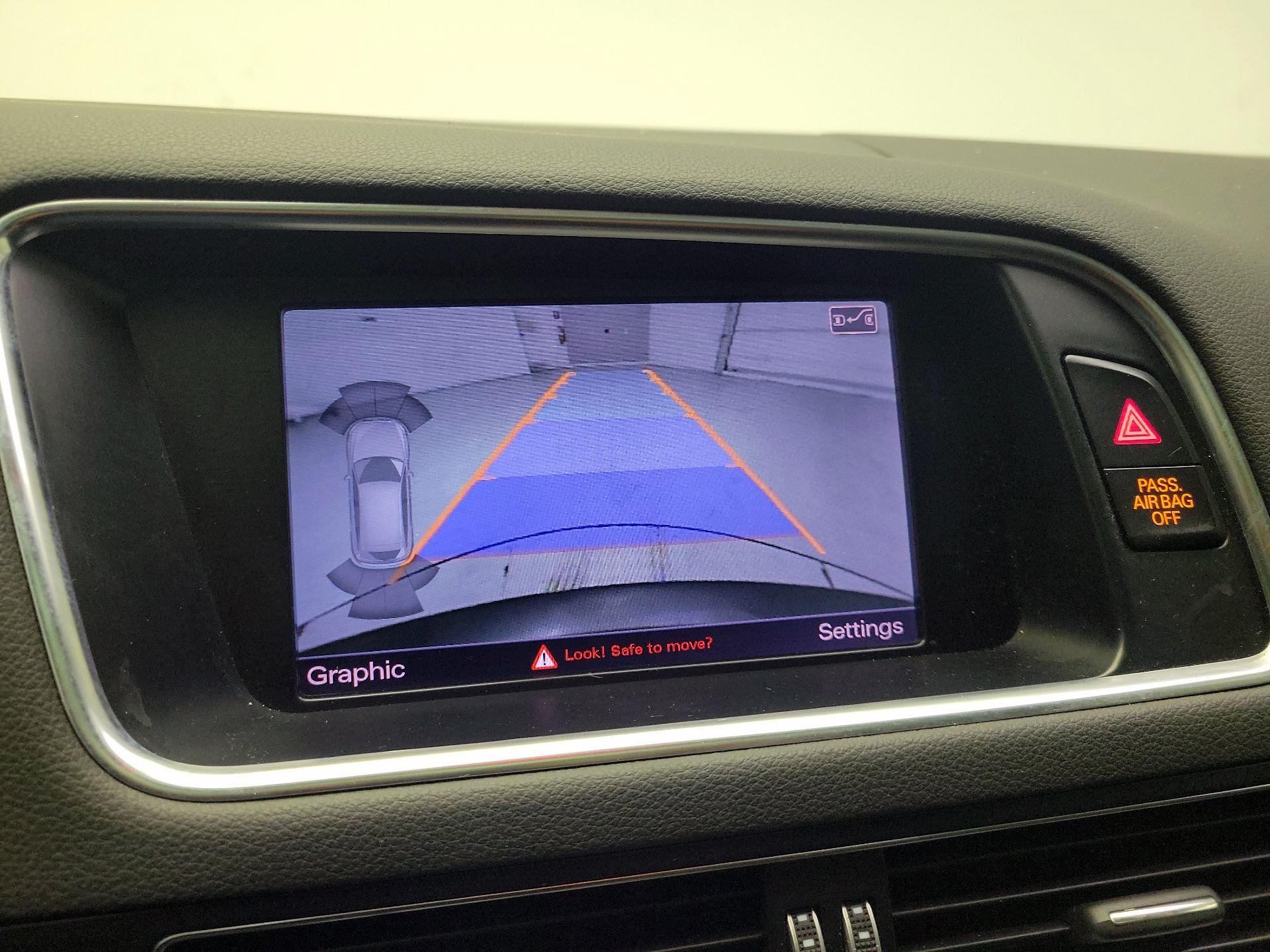 Thumbnail: 2014 Audi Q5 - 15
