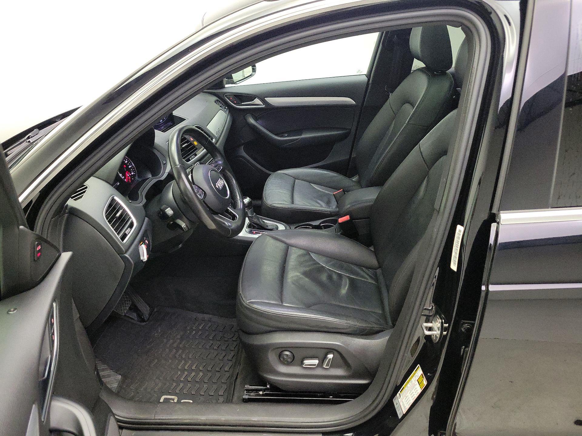 Thumbnail: 2016 Audi Q3 - 11