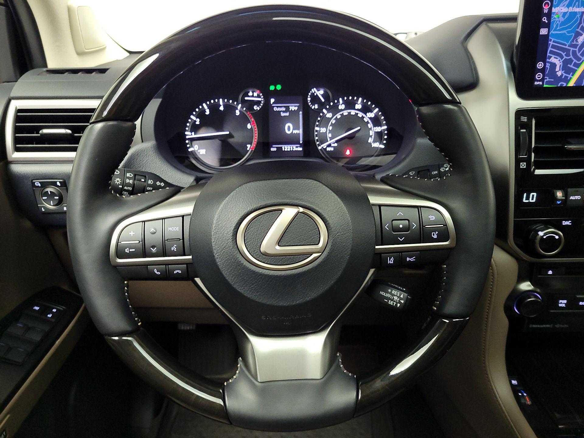Thumbnail: 2023 Lexus GX - 10
