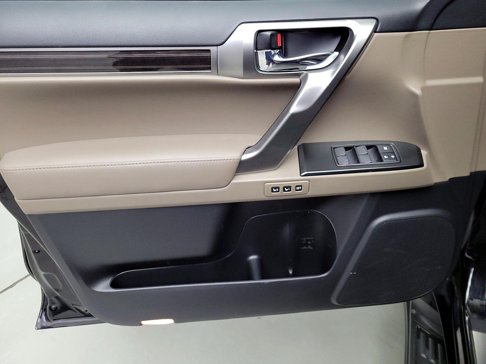 Thumbnail: 2023 Lexus GX - 12