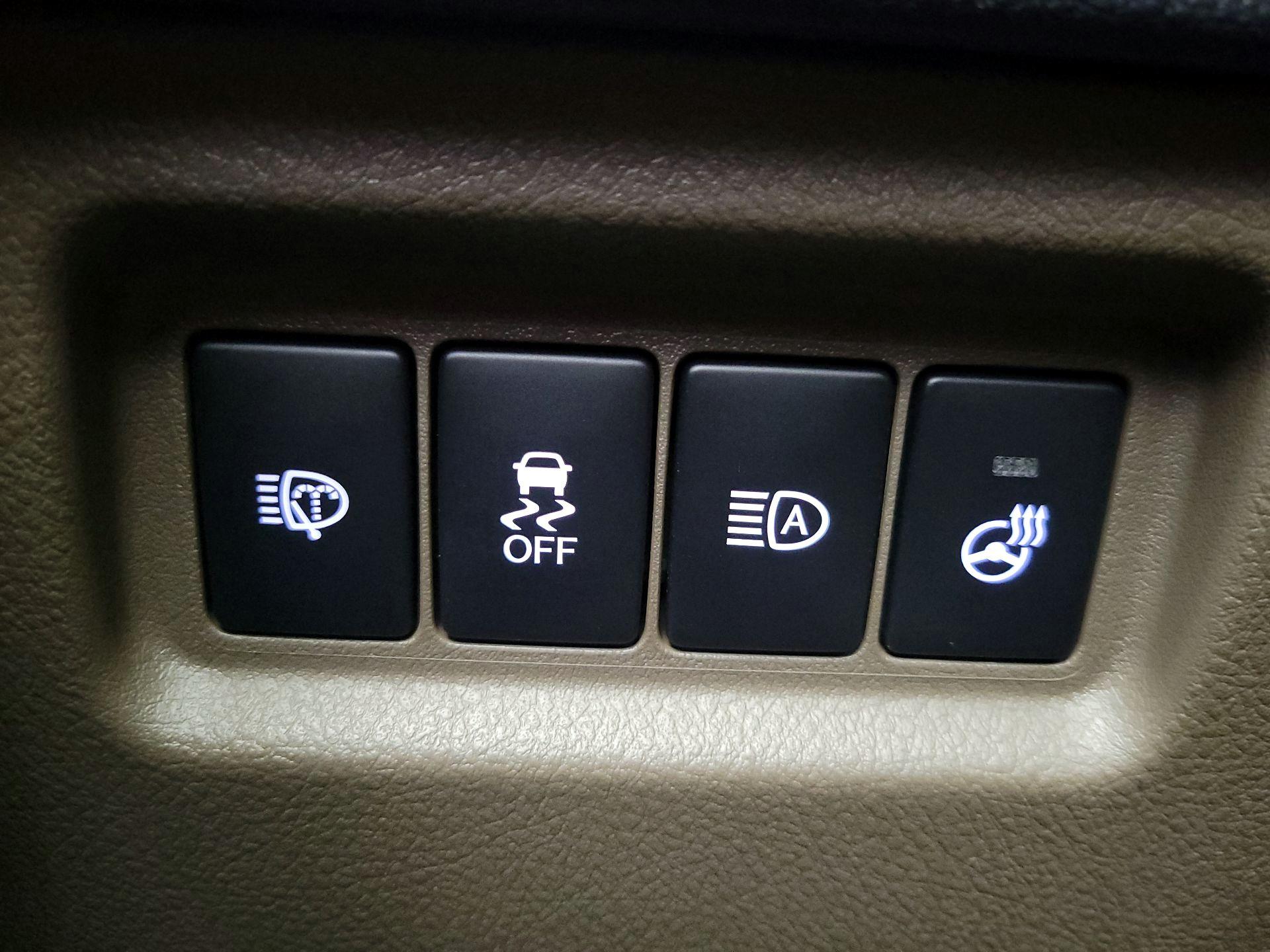 Thumbnail: 2023 Lexus GX - 13