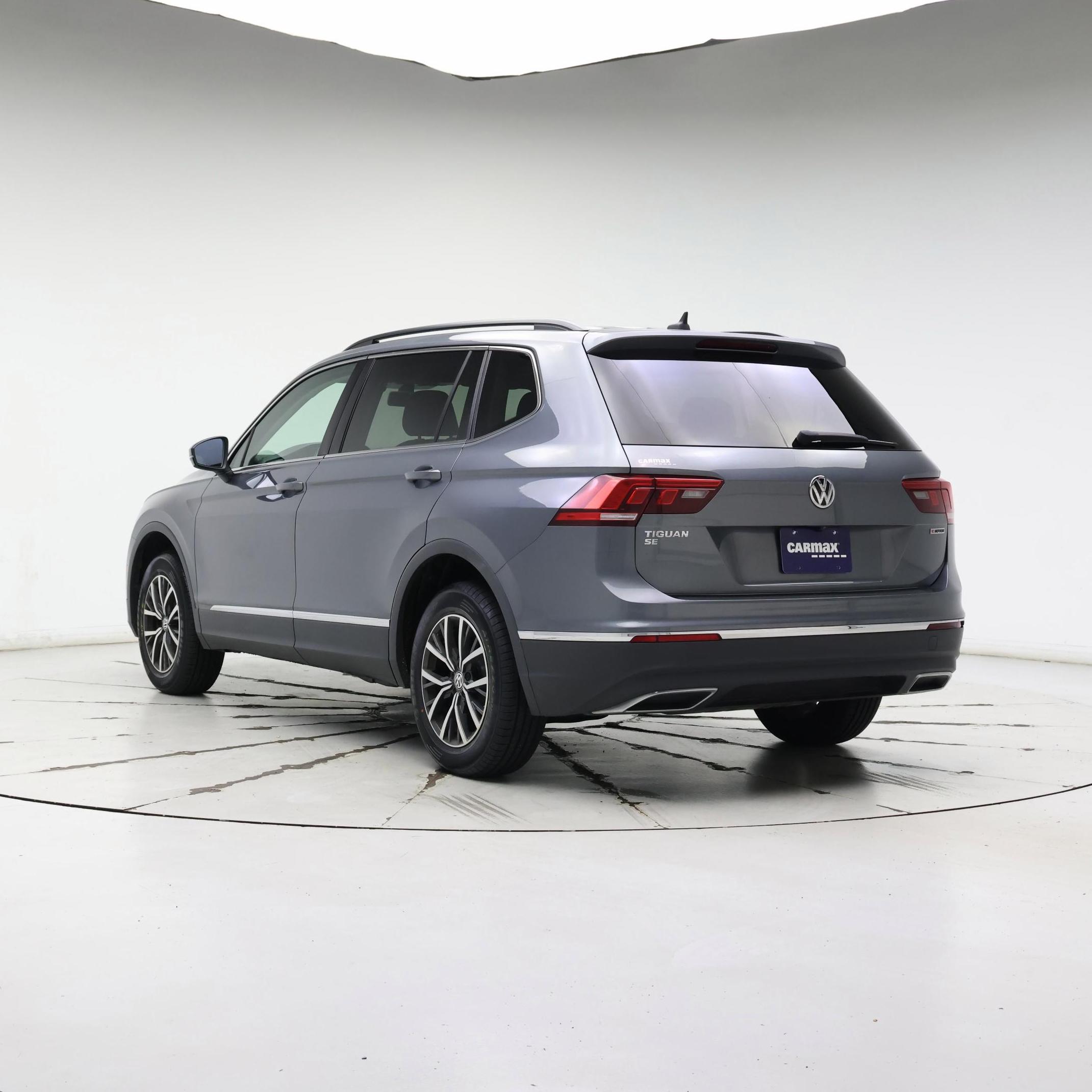 Thumbnail: 2020 Volkswagen Tiguan - 2