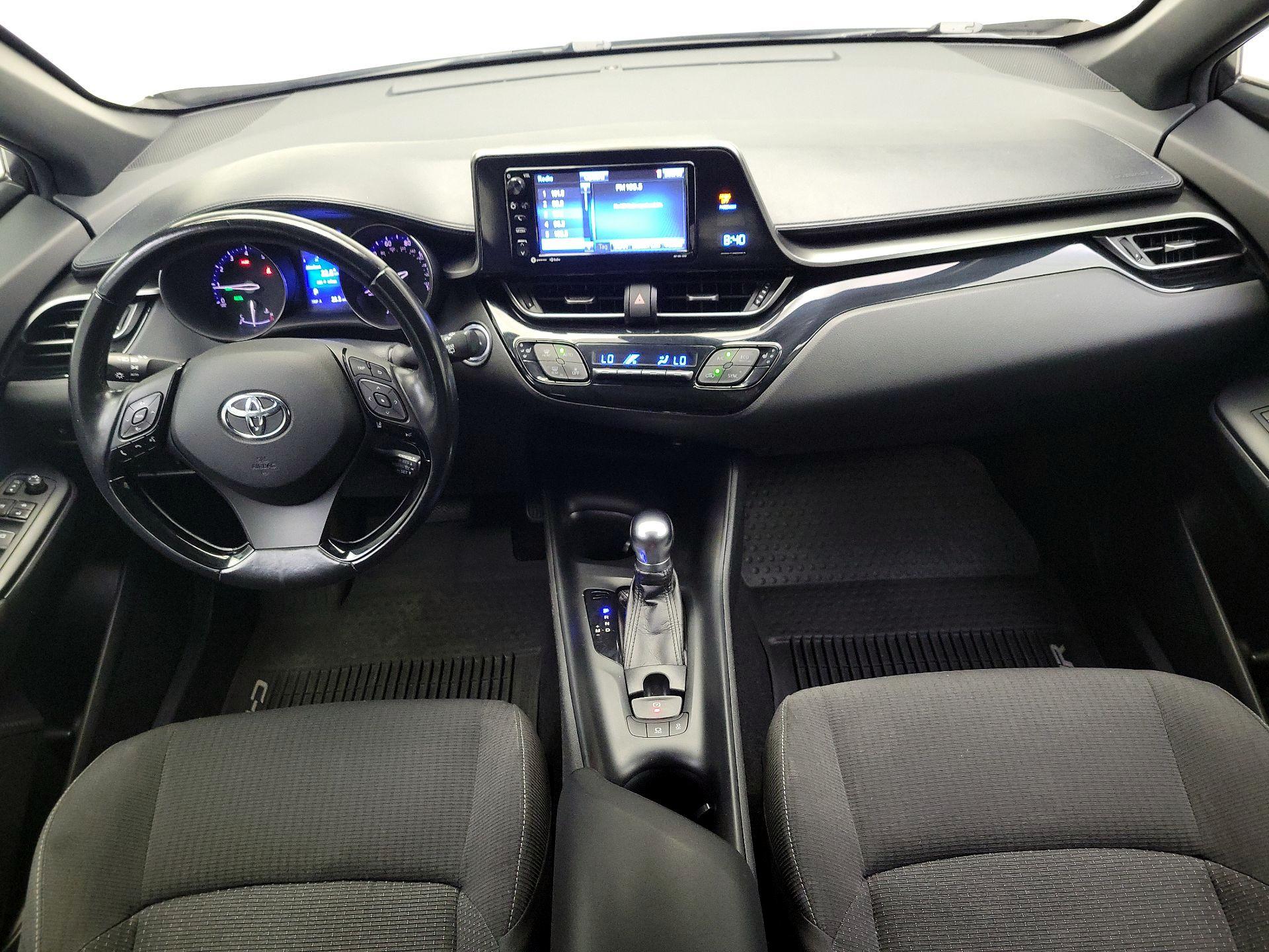 Thumbnail: 2018 Toyota C-HR - 9