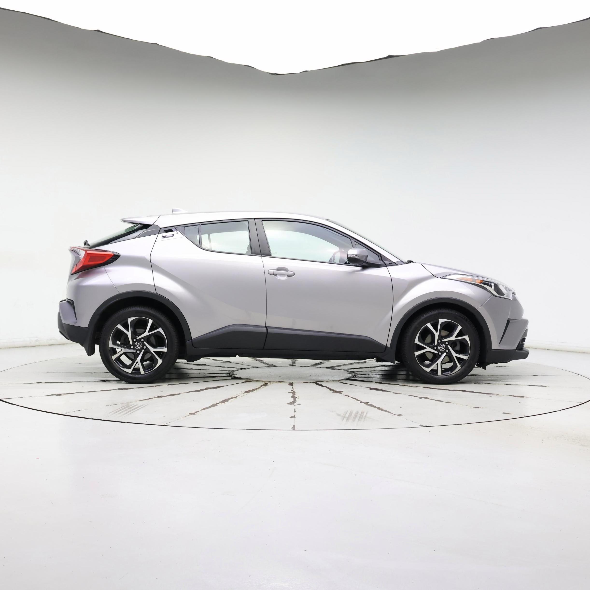 Thumbnail: 2018 Toyota C-HR - 7