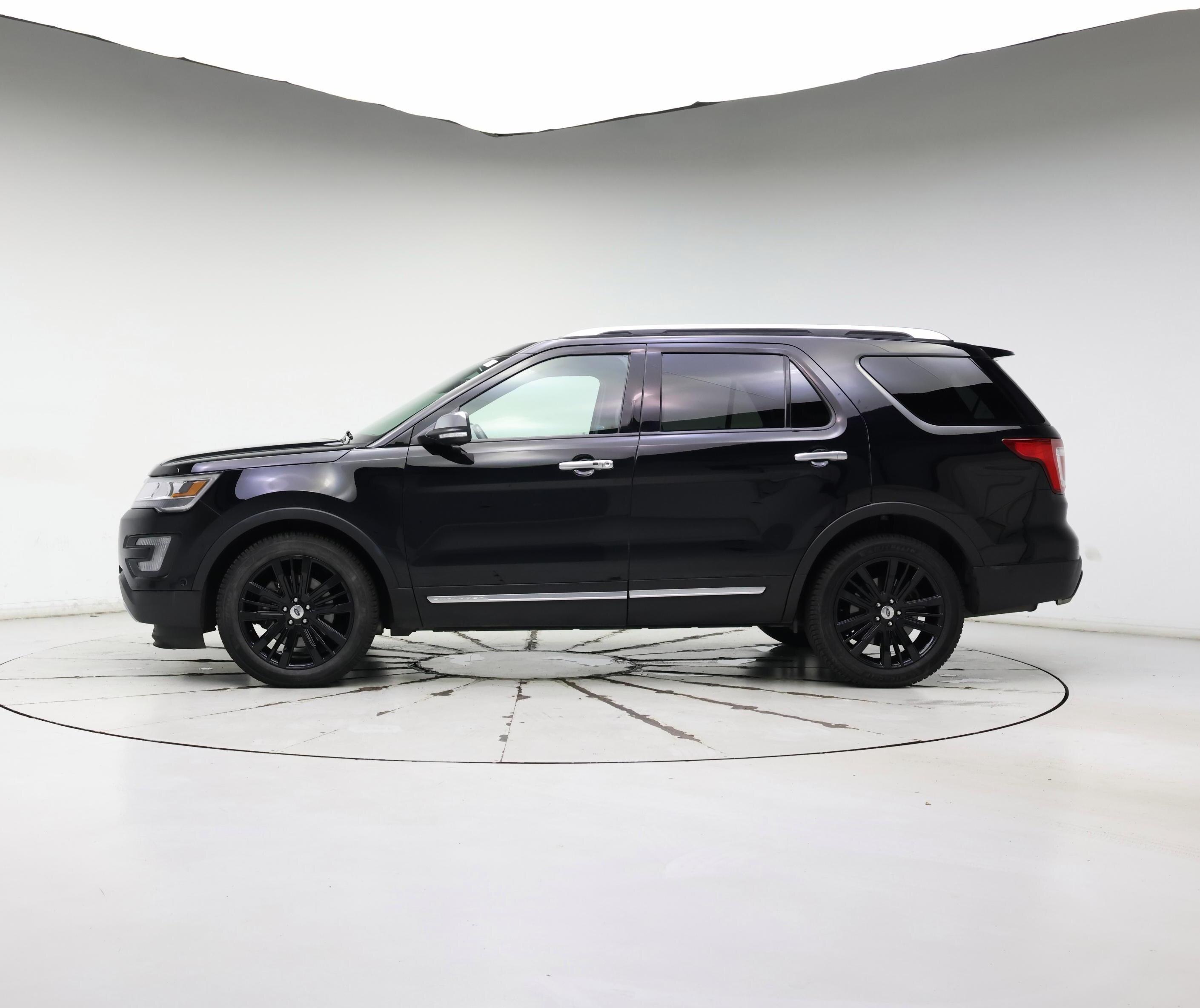 Thumbnail: 2017 Ford Explorer - 3