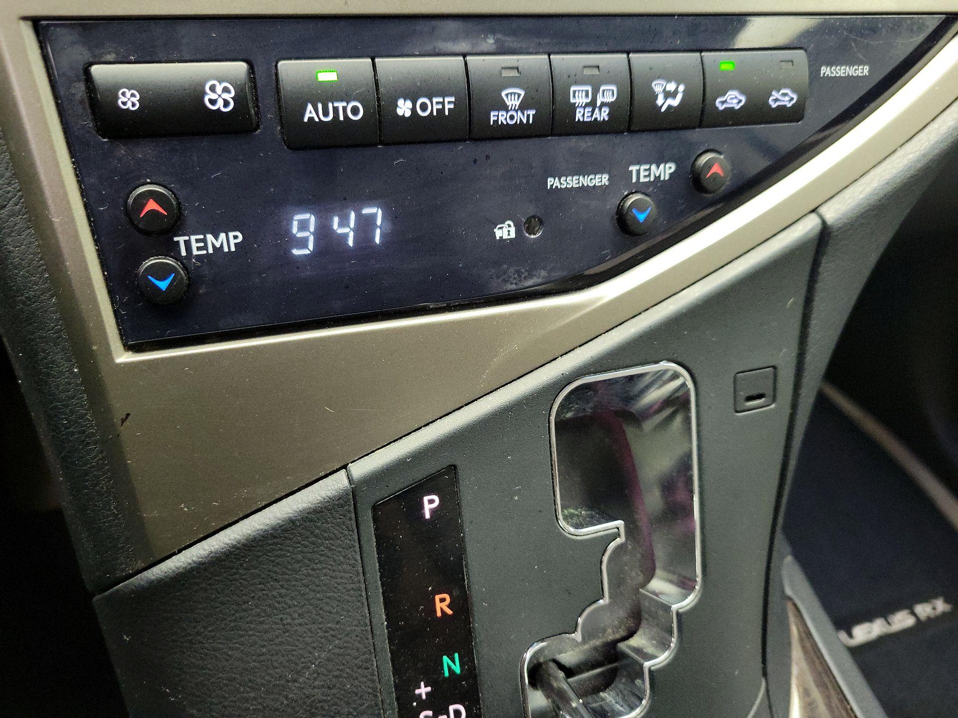 Thumbnail: 2015 Lexus RX - 17