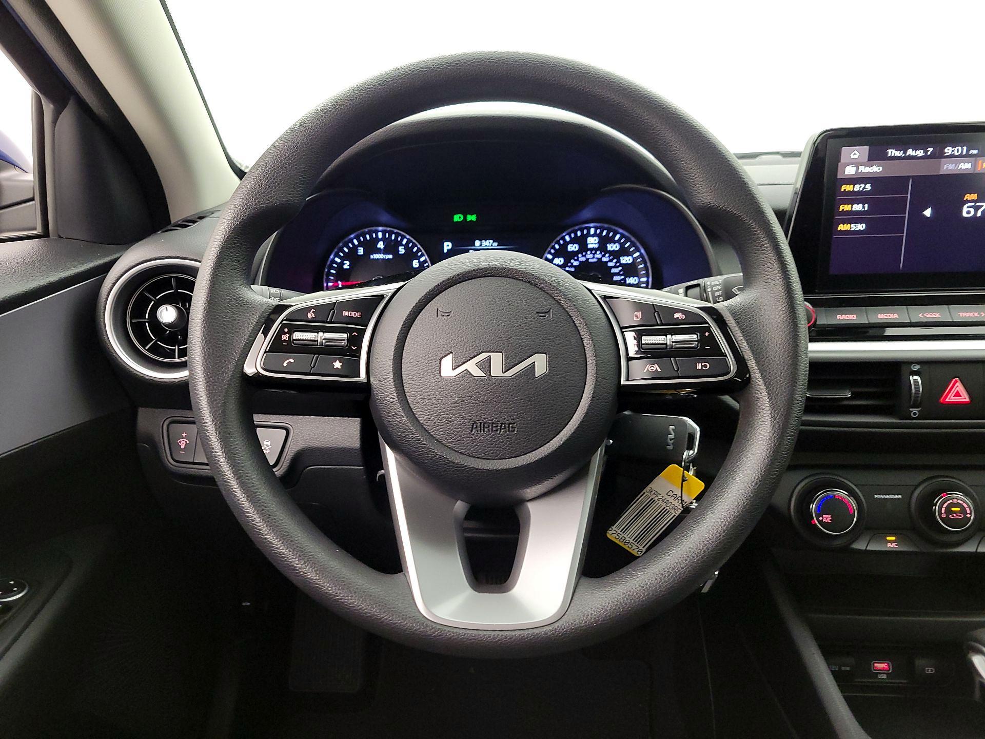Thumbnail: 2024 Kia Forte - 10