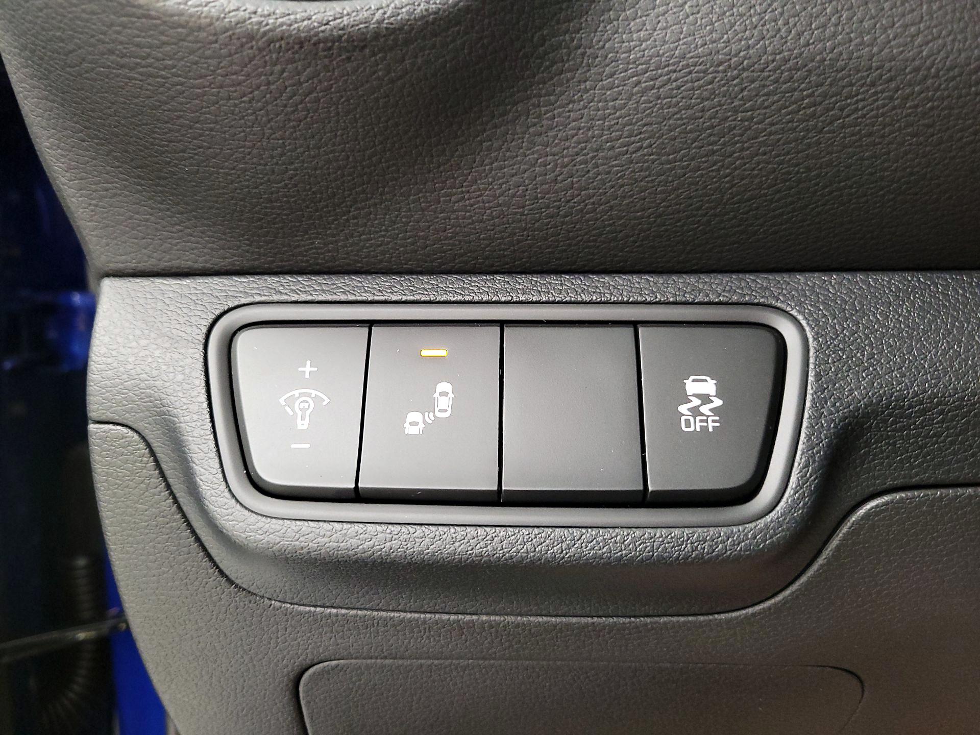 Thumbnail: 2024 Kia Forte - 13