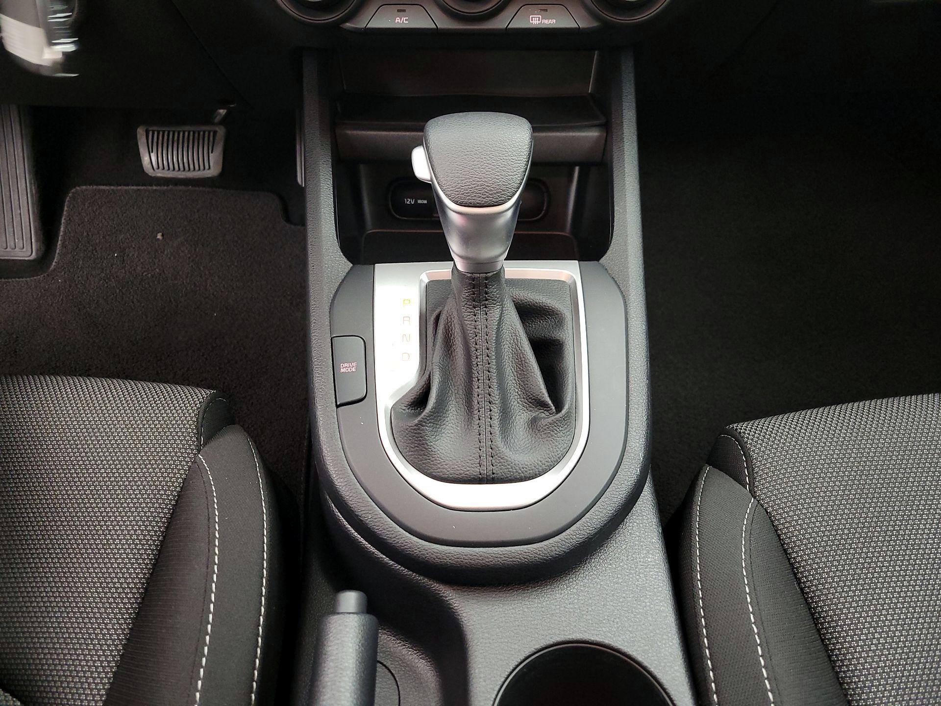 Thumbnail: 2024 Kia Forte - 17