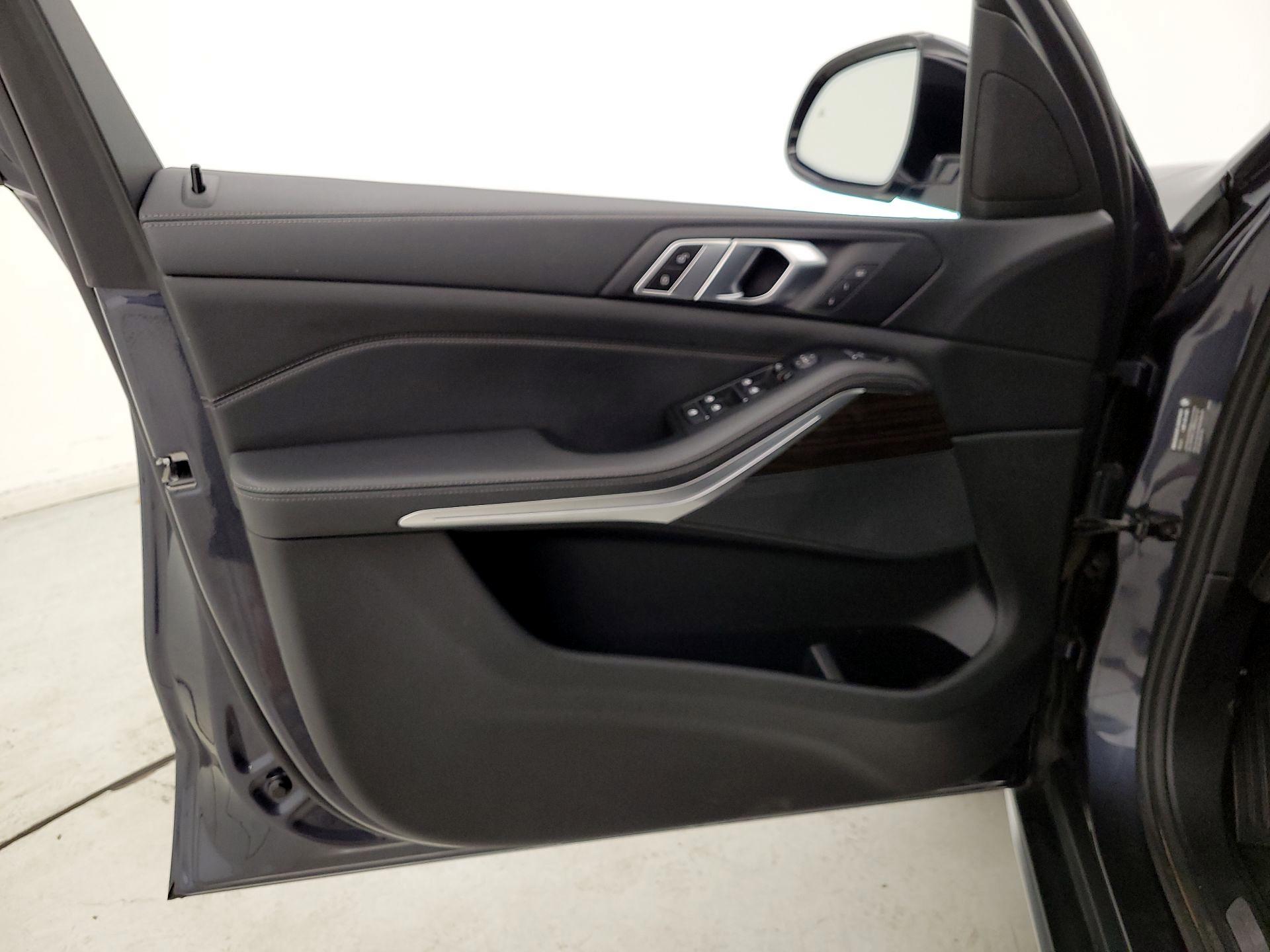 Thumbnail: 2020 BMW X5 - 12