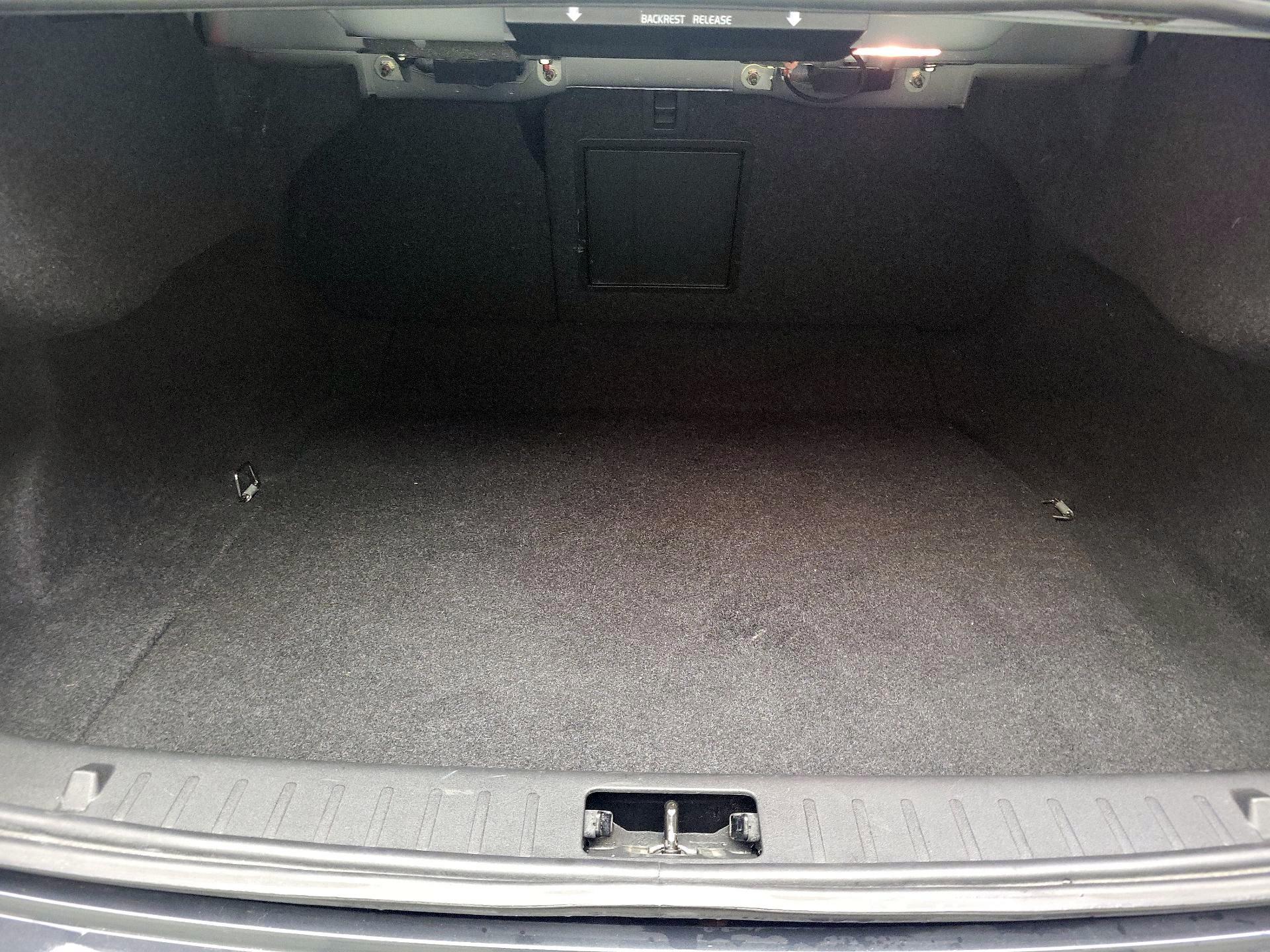Thumbnail: 2014 Volvo S60 - 20