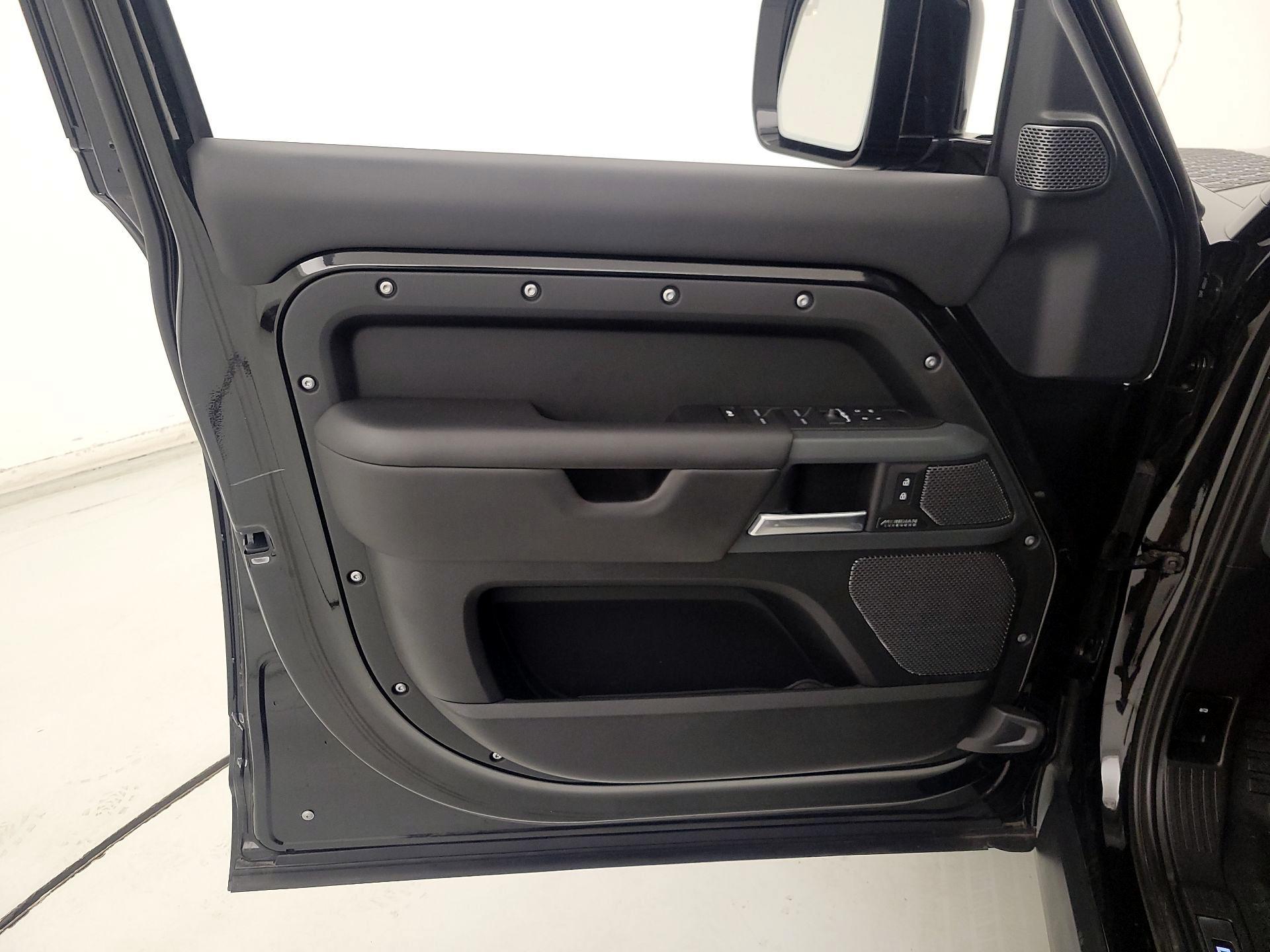 Thumbnail: 2024 Land Rover Defender - 12