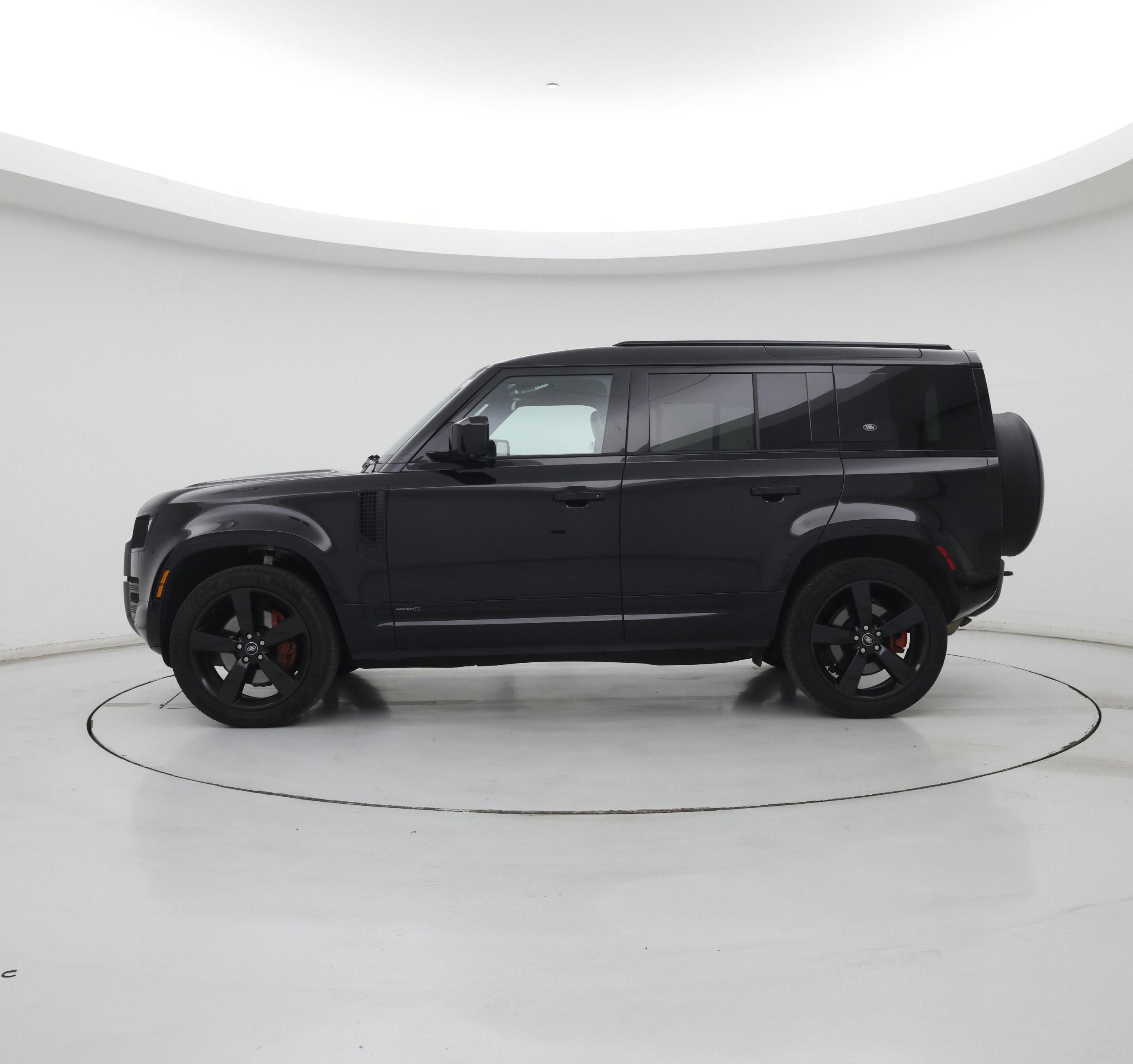 Thumbnail: 2024 Land Rover Defender - 3