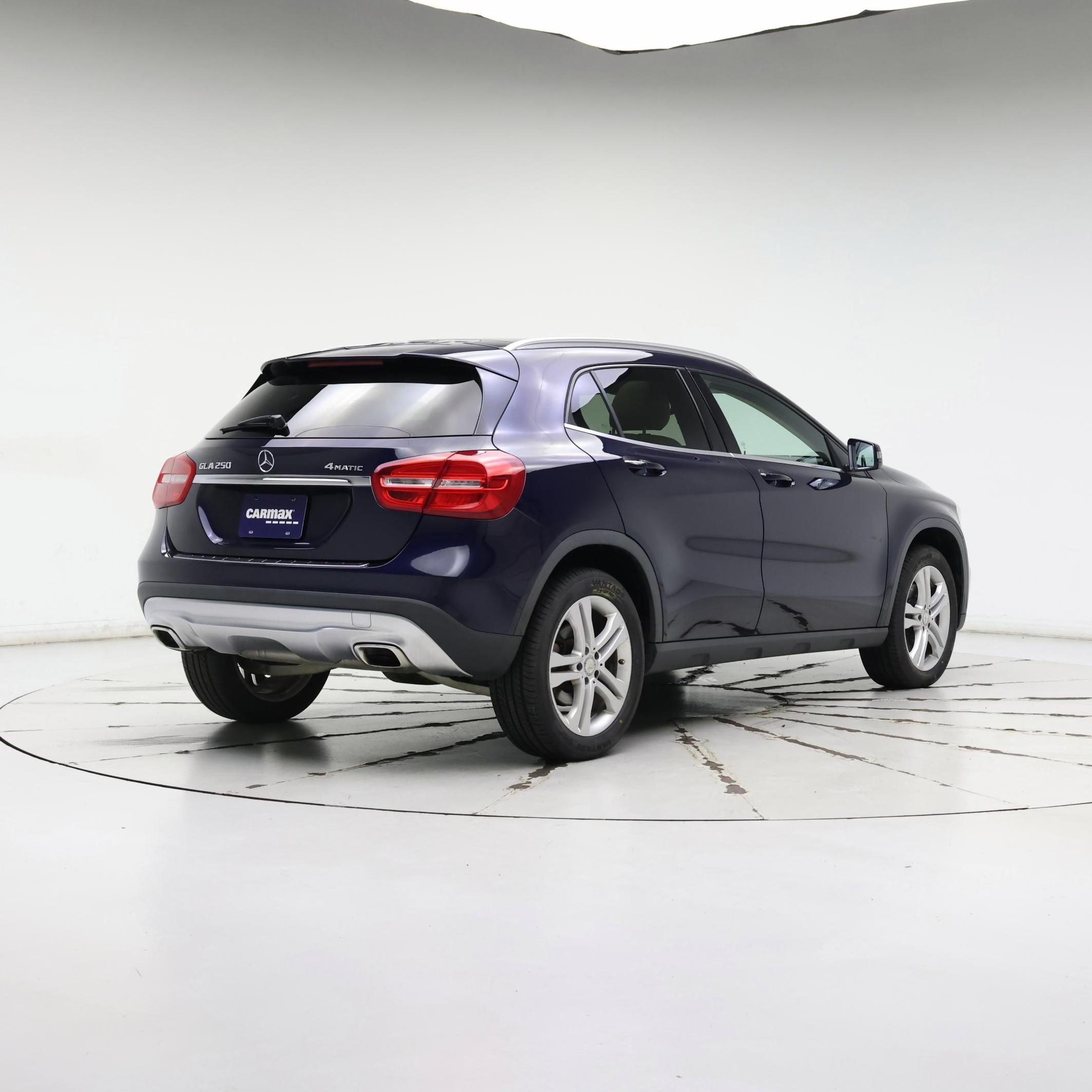Thumbnail: 2017 Mercedes-Benz GLA - 8