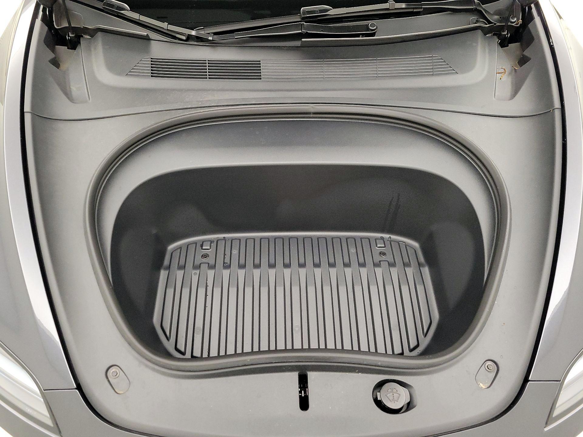 Thumbnail: 2024 Tesla Model 3 - 20