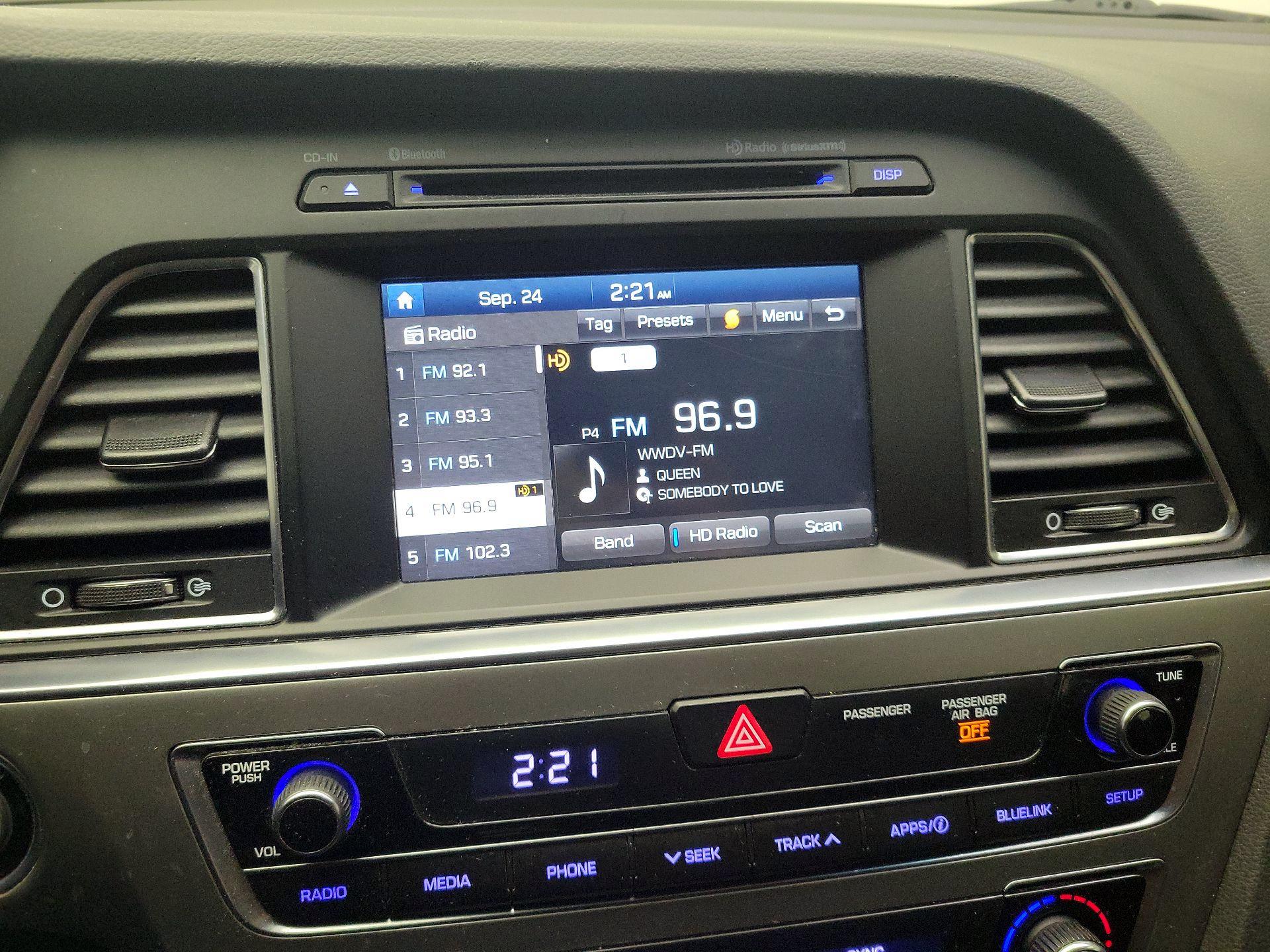 Thumbnail: 2016 Hyundai Sonata - 15