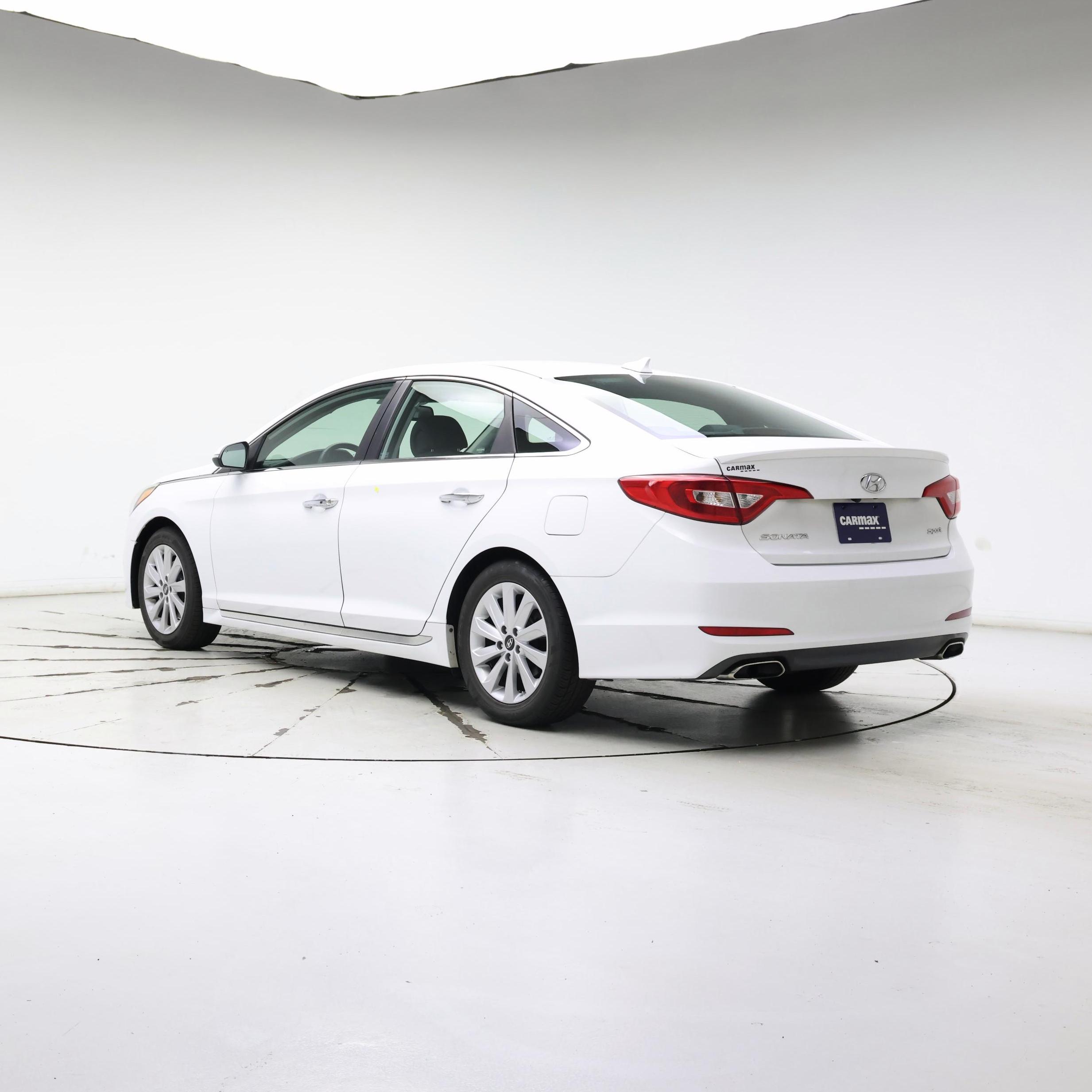 Thumbnail: 2016 Hyundai Sonata - 2