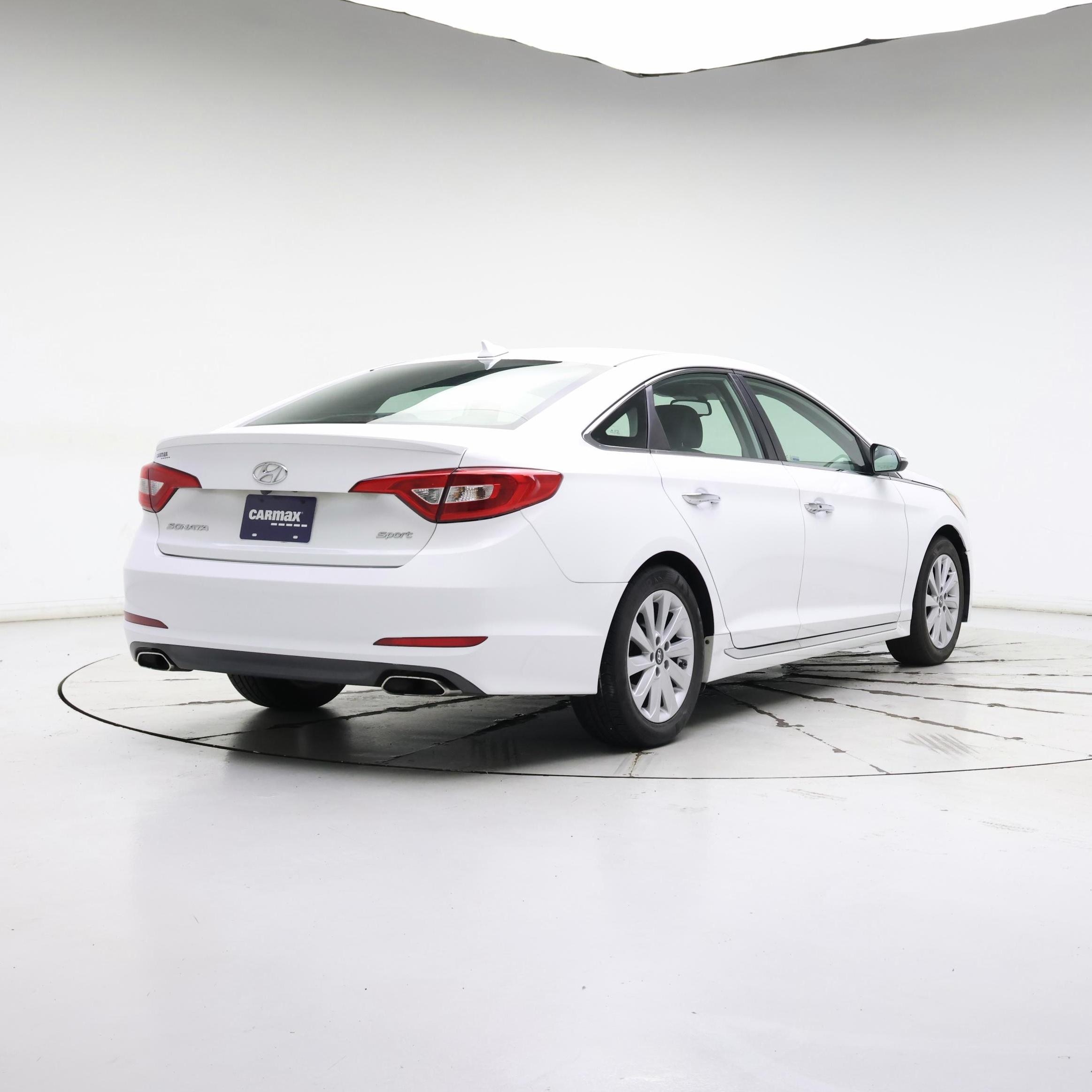 Thumbnail: 2016 Hyundai Sonata - 8