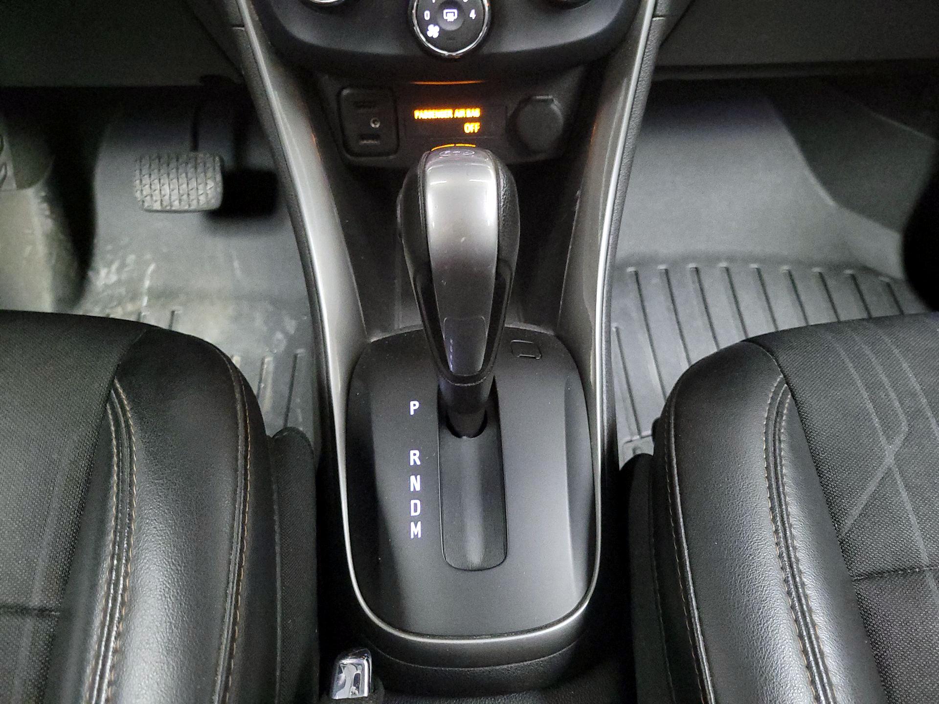Thumbnail: 2019 Chevrolet Trax - 17
