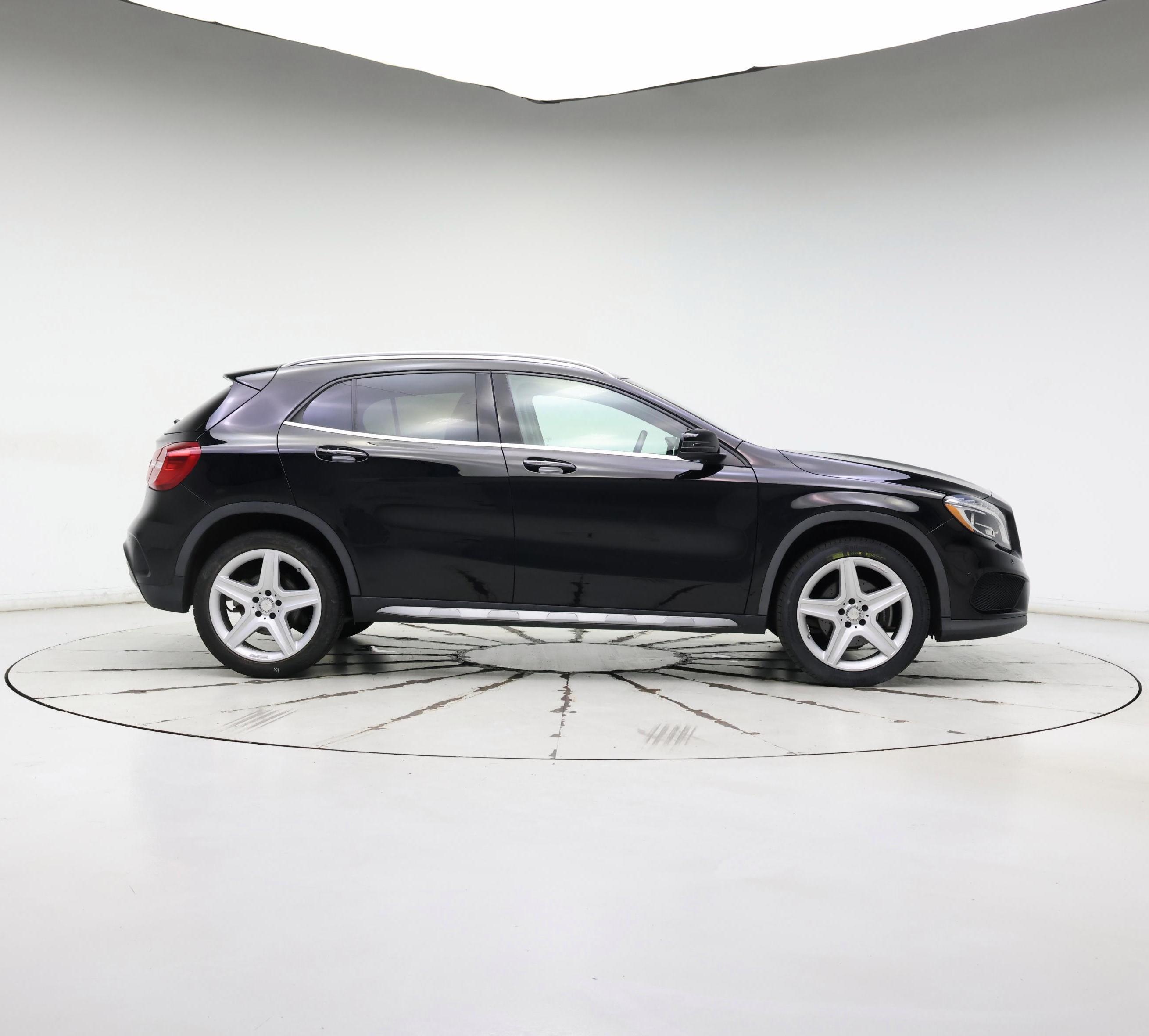 Thumbnail: 2017 Mercedes-Benz GLA - 7