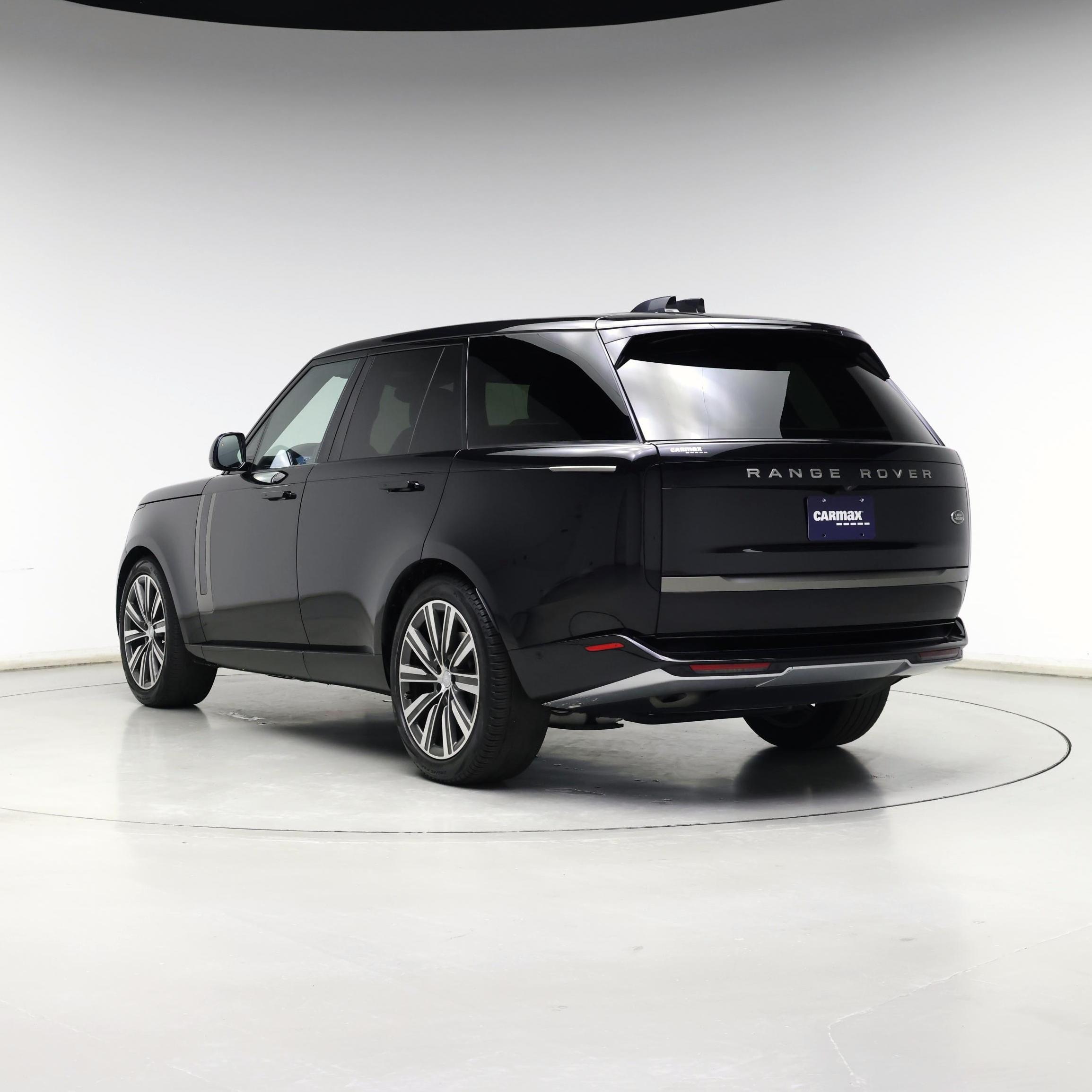 Thumbnail: 2023 Land Rover Range Rover - 2