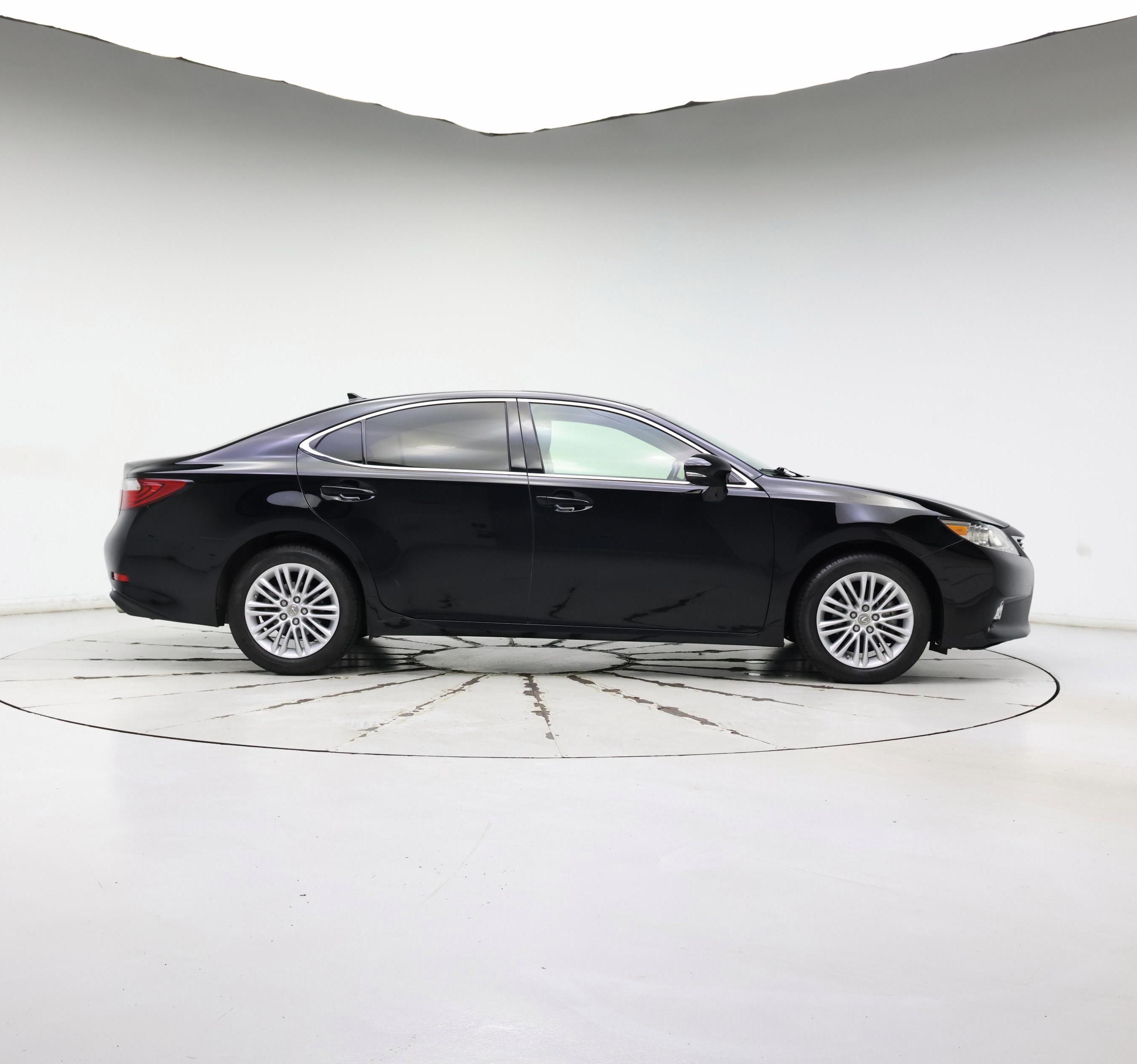 Thumbnail: 2013 Lexus ES - 7