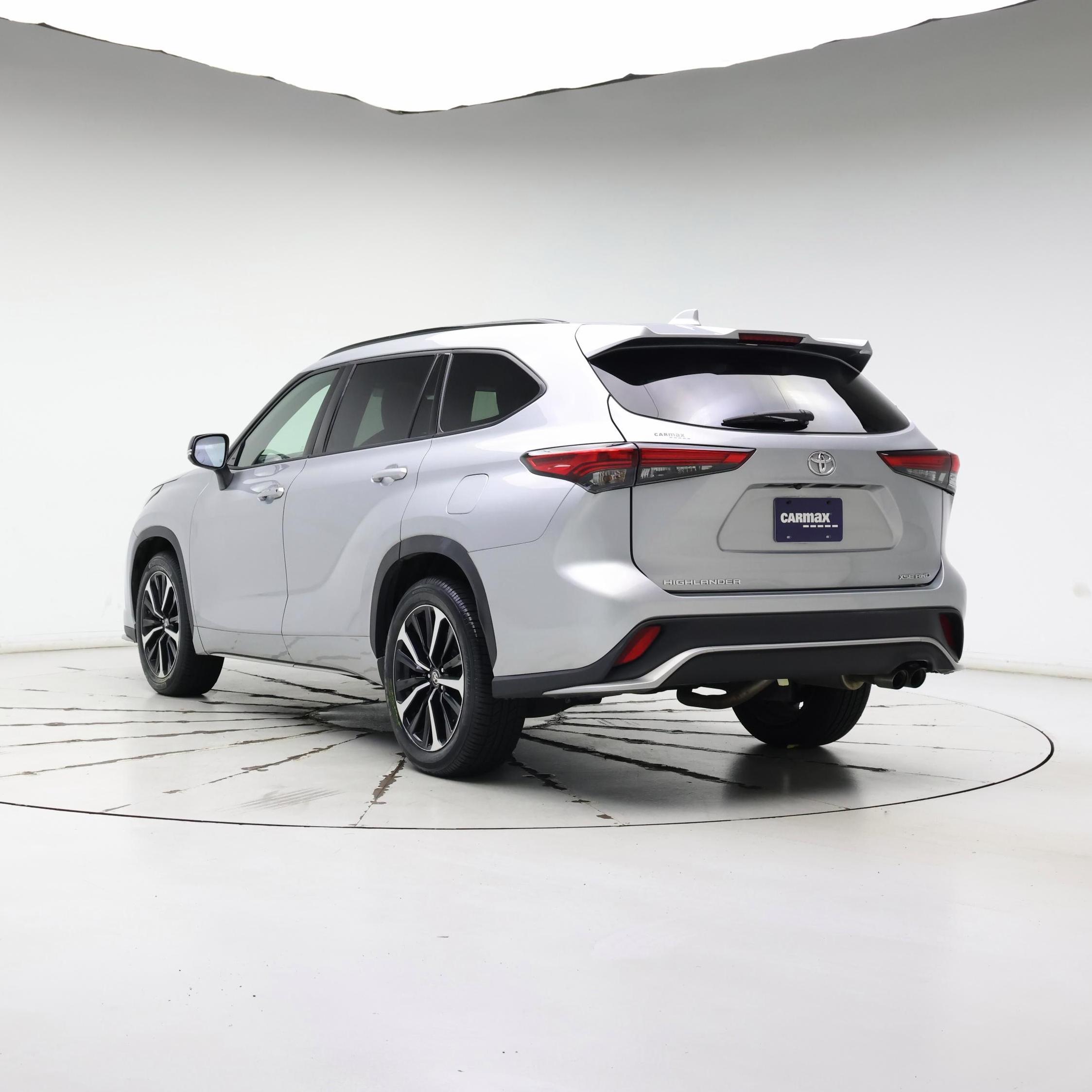 Thumbnail: 2021 Toyota Highlander - 2